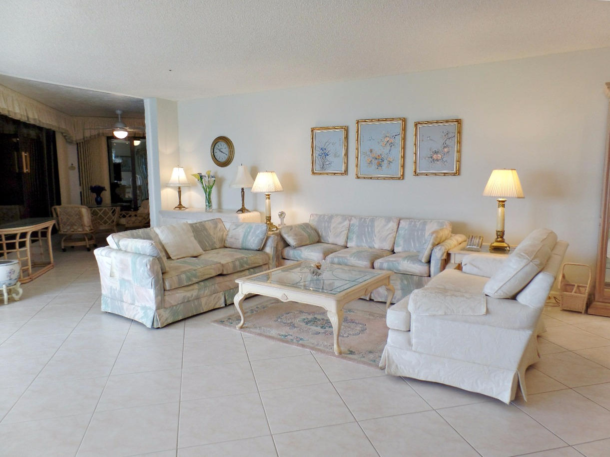 OCEAN VILLAGE - Residential