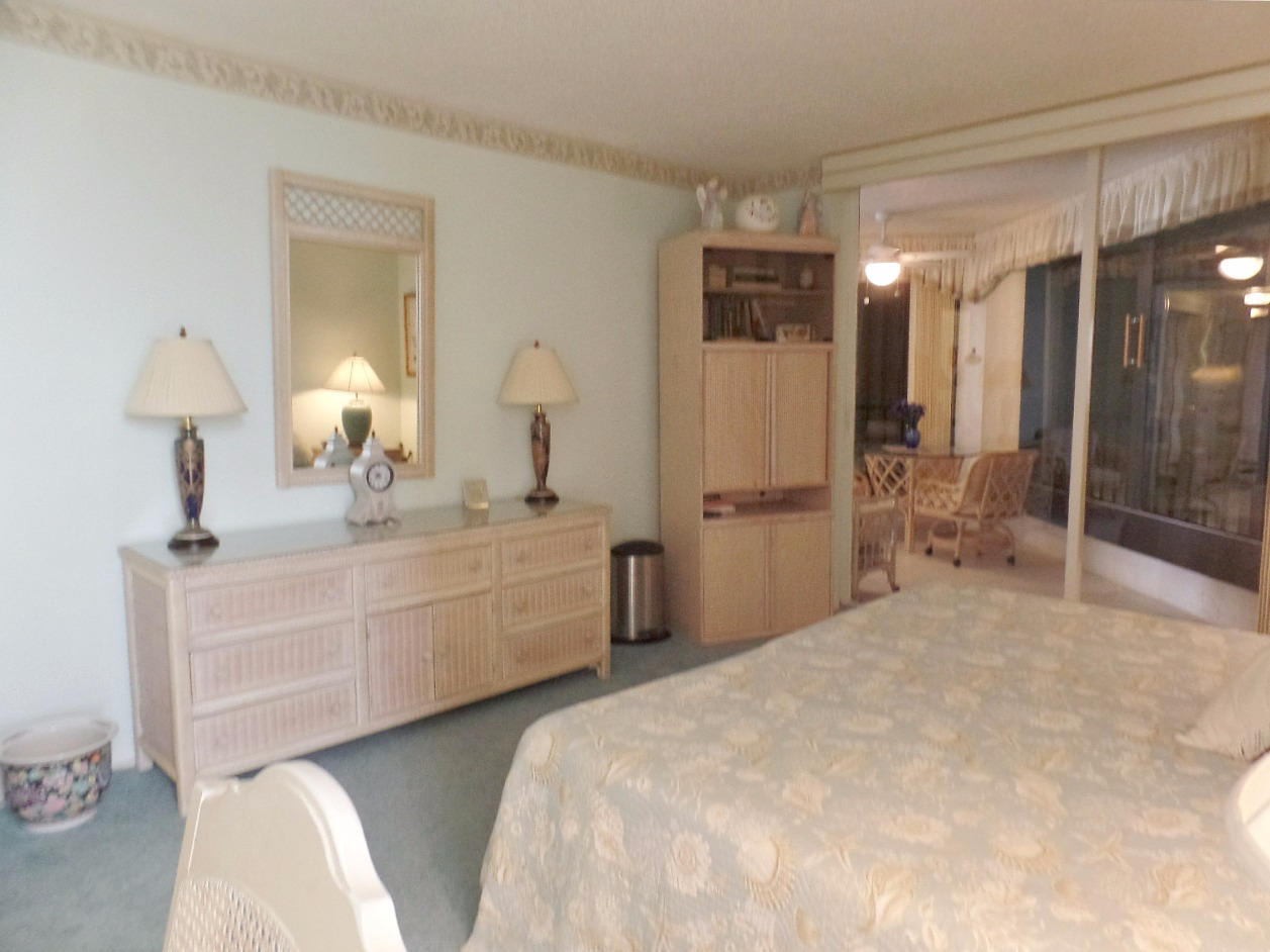 OCEAN VILLAGE - Residential