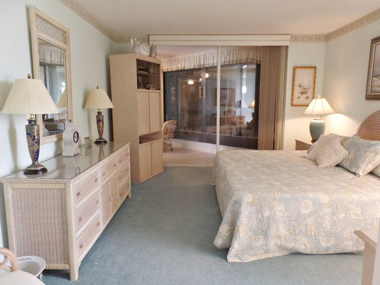 OCEAN VILLAGE - Residential