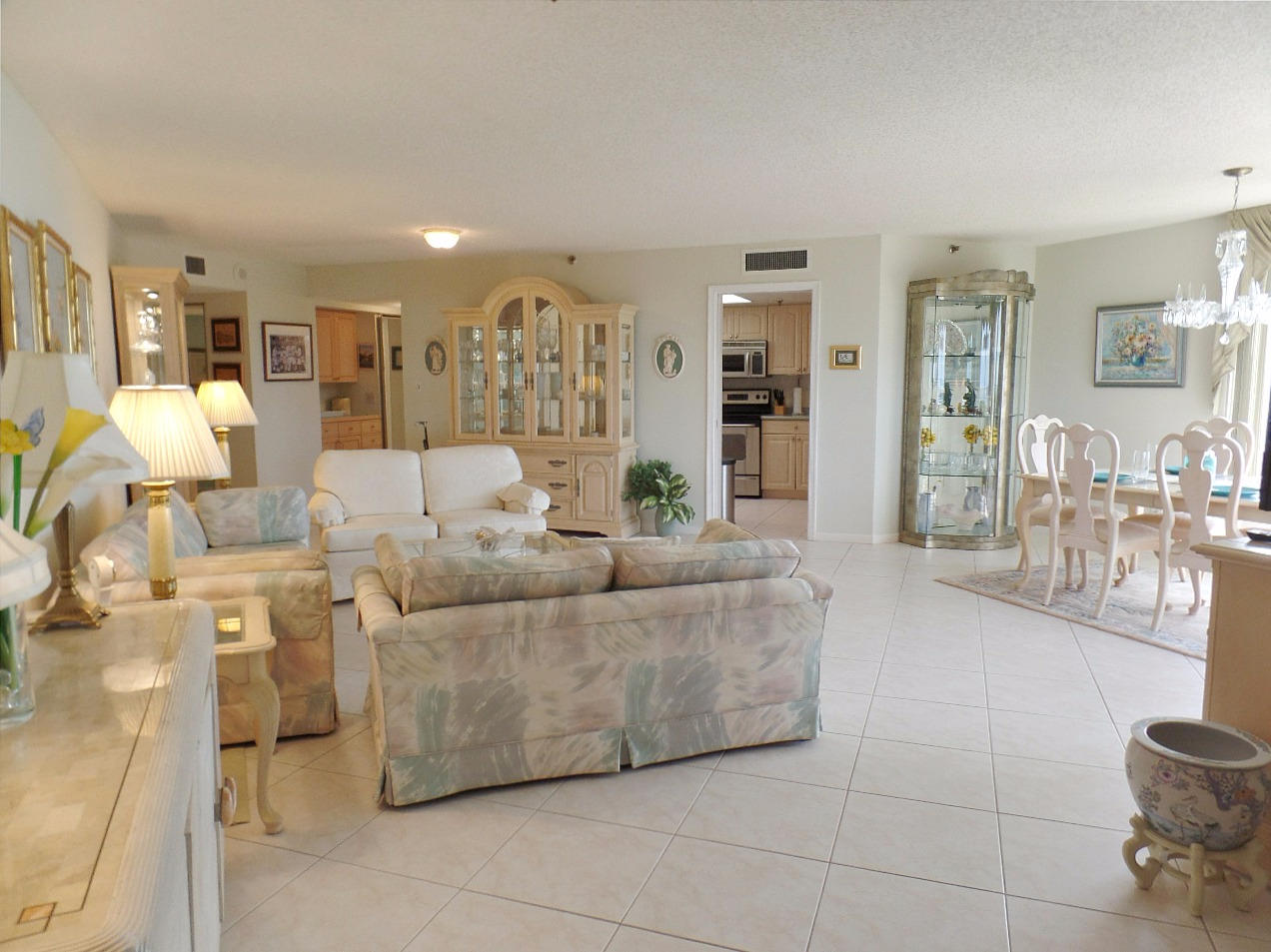 OCEAN VILLAGE - Residential