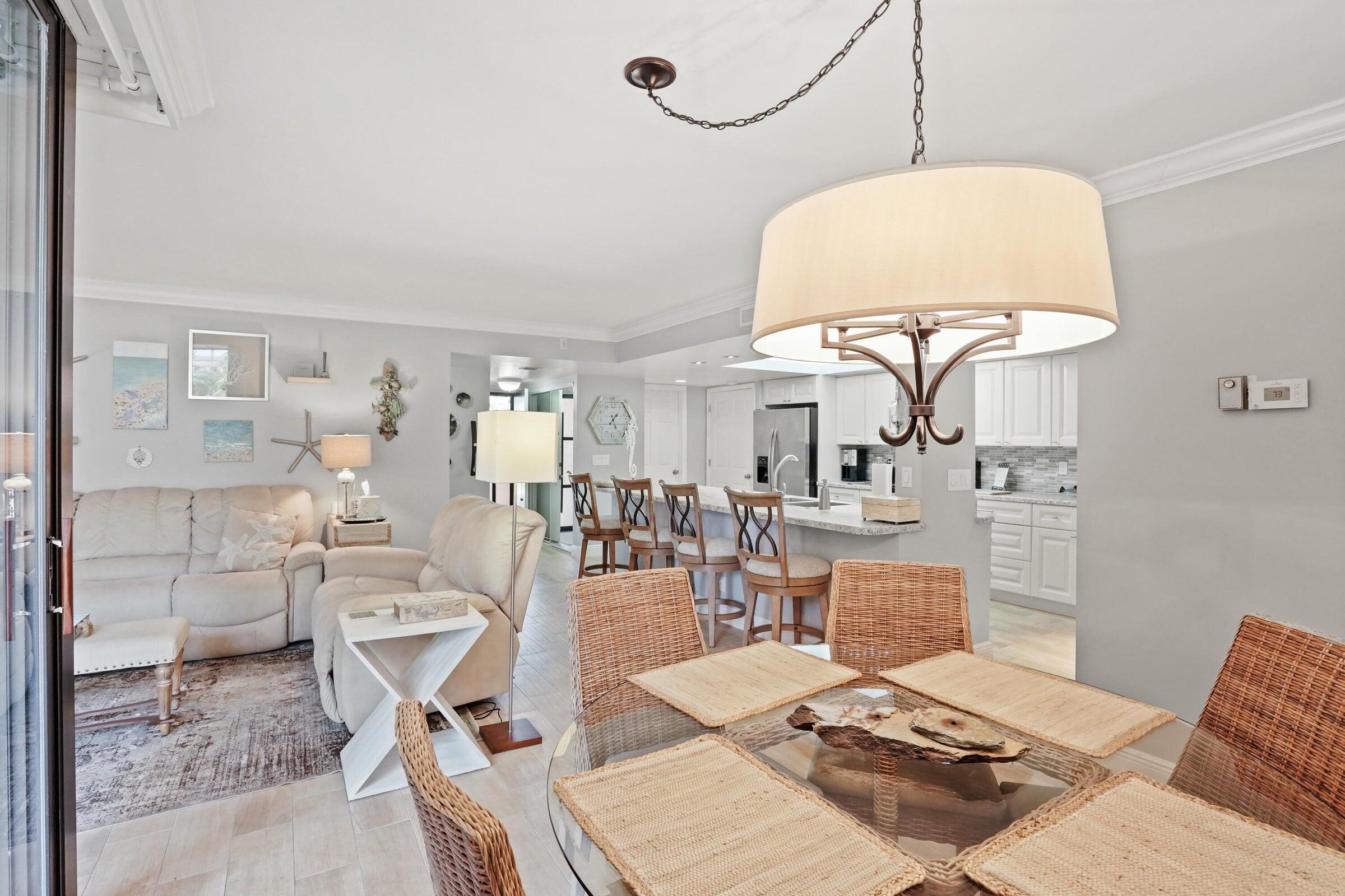 LAVERS DELRAY RACQUET CLUB CONDO - Residential Lease