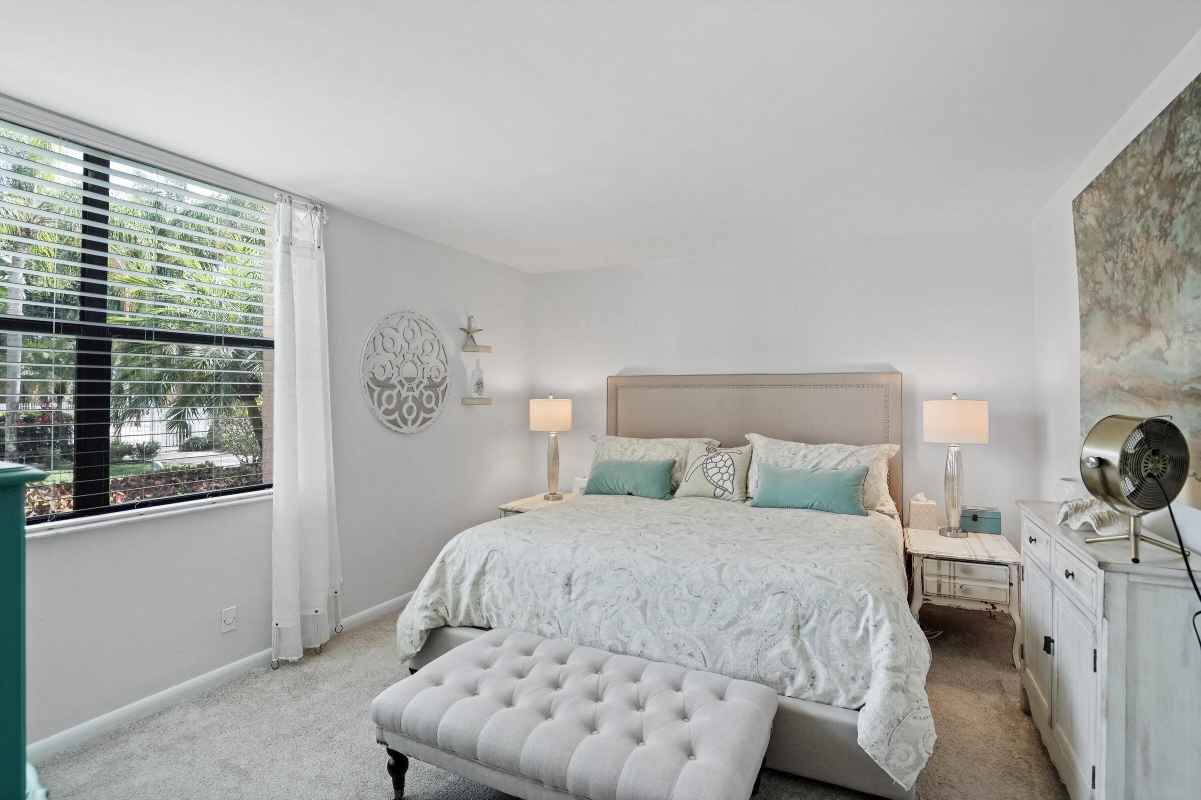 LAVERS DELRAY RACQUET CLUB CONDO - Residential Lease