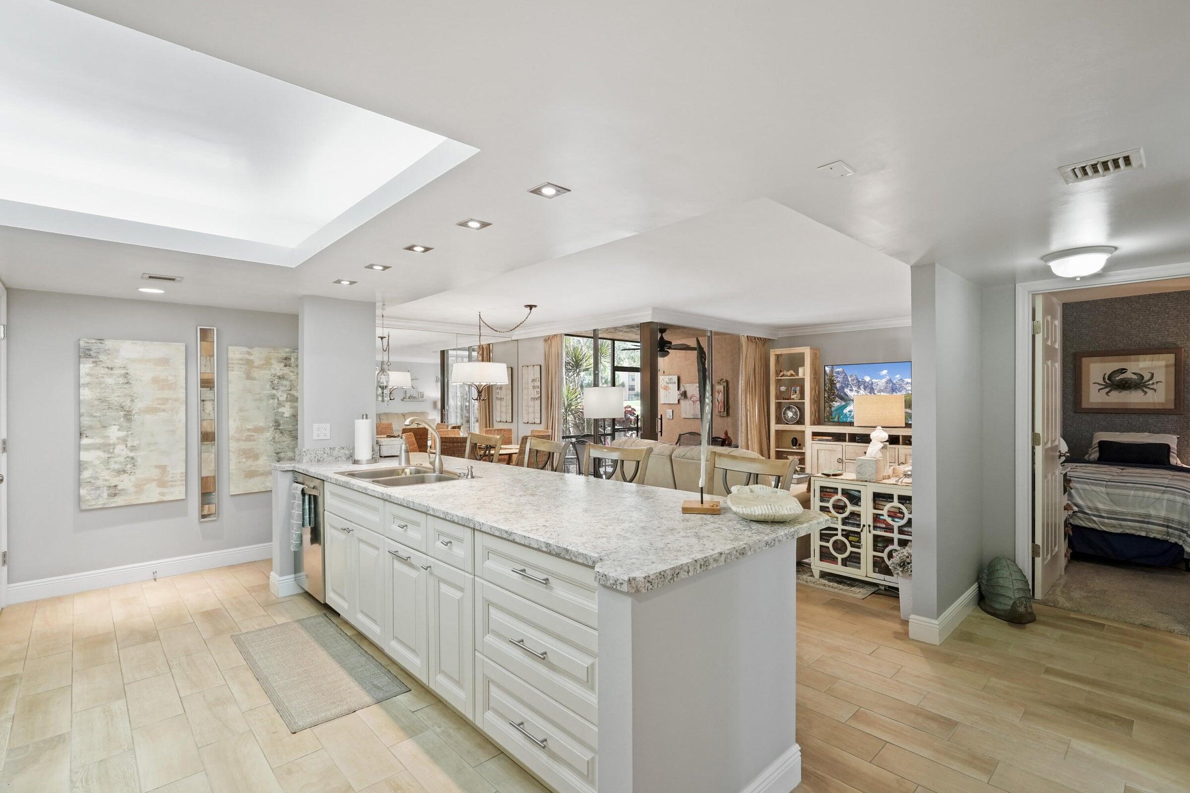 LAVERS DELRAY RACQUET CLUB CONDO - Residential Lease