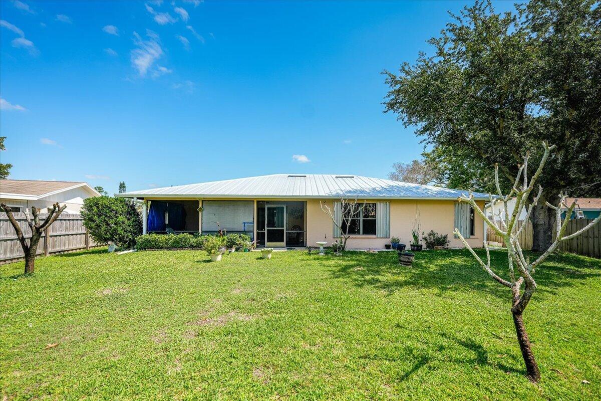 PORT ST LUCIE SECTION 3 - Residential