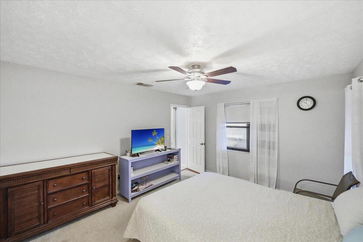 PORT ST LUCIE SECTION 3 - Residential