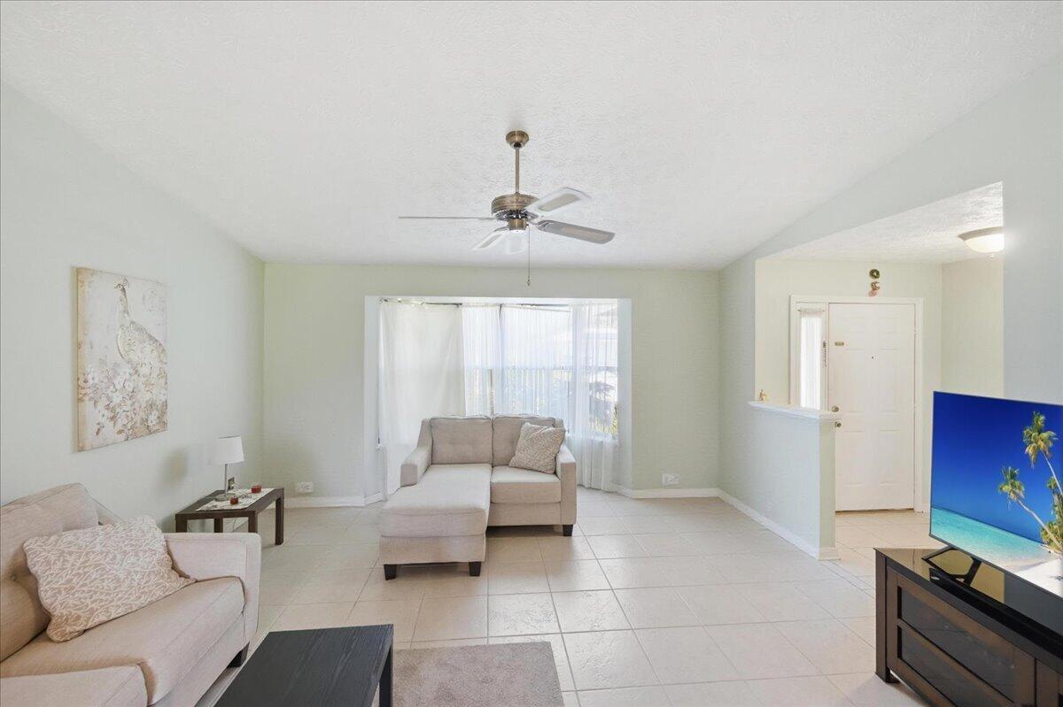 PORT ST LUCIE SECTION 3 - Residential
