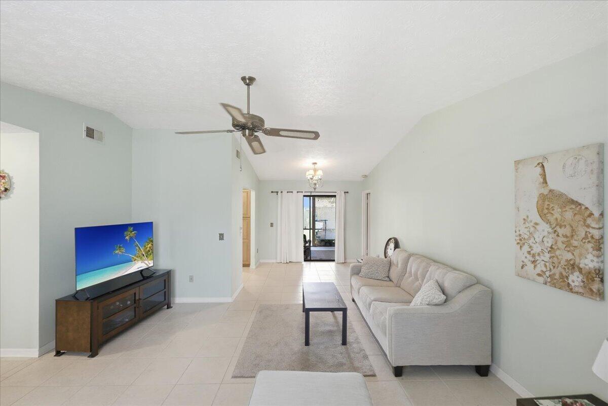PORT ST LUCIE SECTION 3 - Residential
