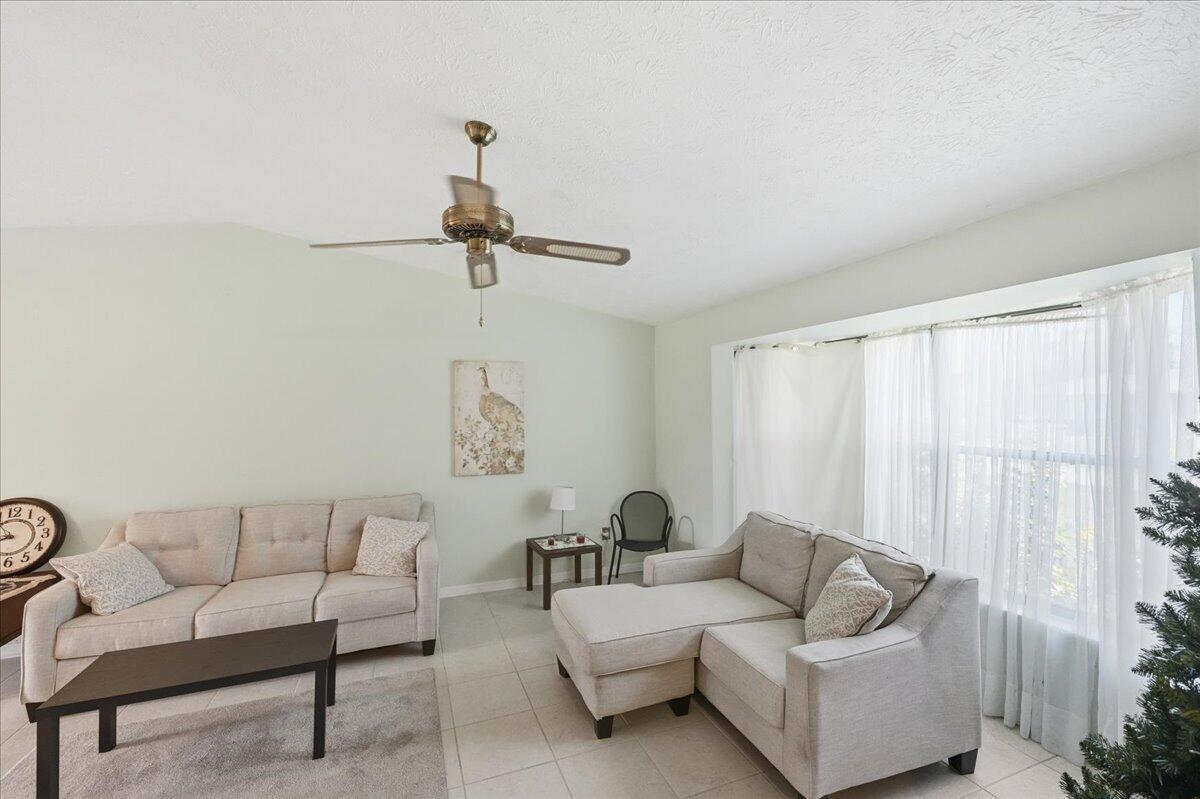 PORT ST LUCIE SECTION 3 - Residential
