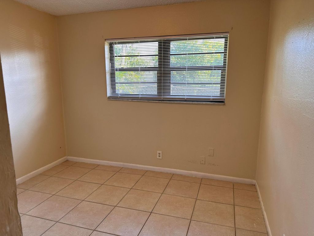 Photo of 50 NW 8th Avenue #2, Dania Beach, FL 33004 (MLS # B26011611)