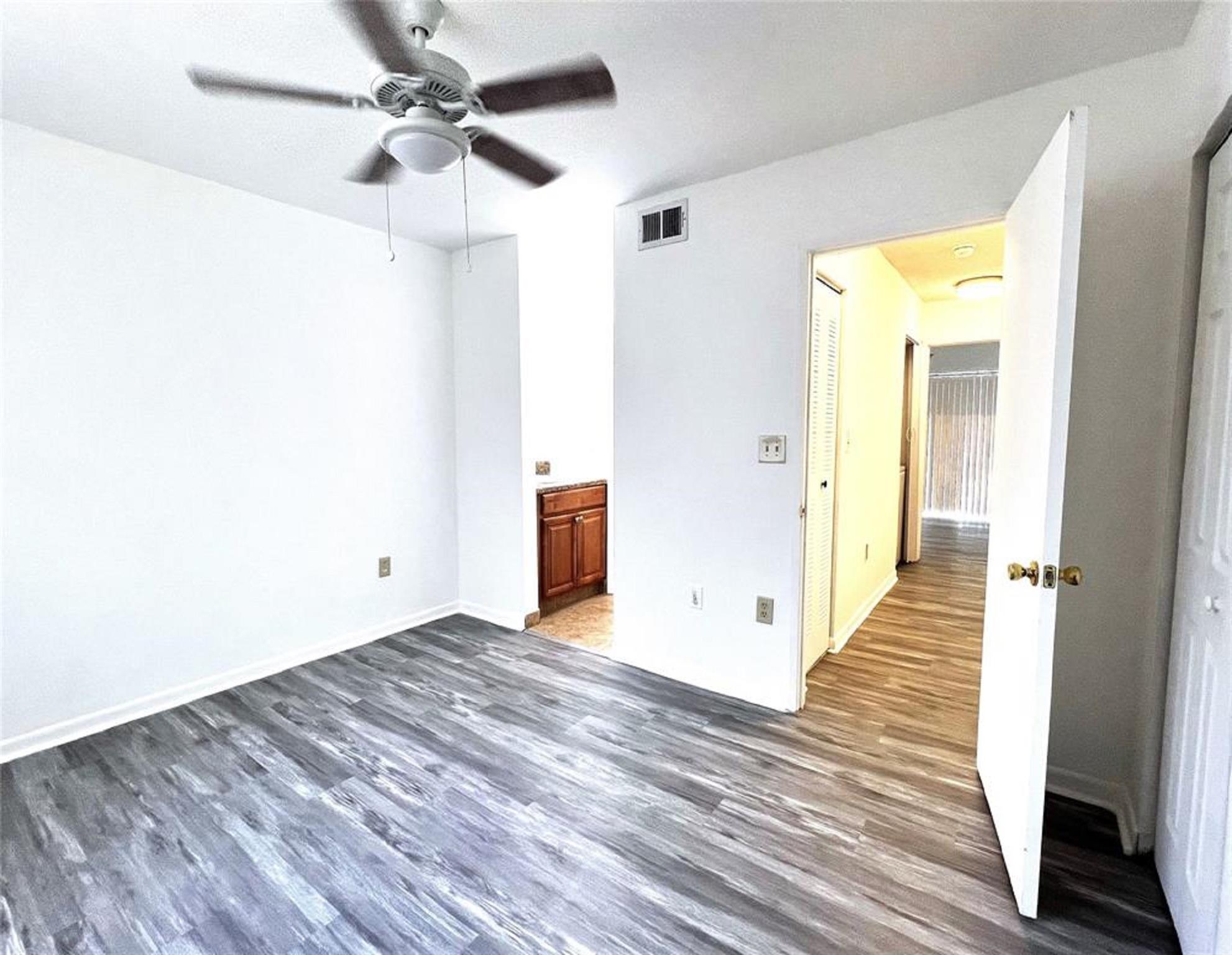 SORRENTO LAKES AT SUNRISE - Residential