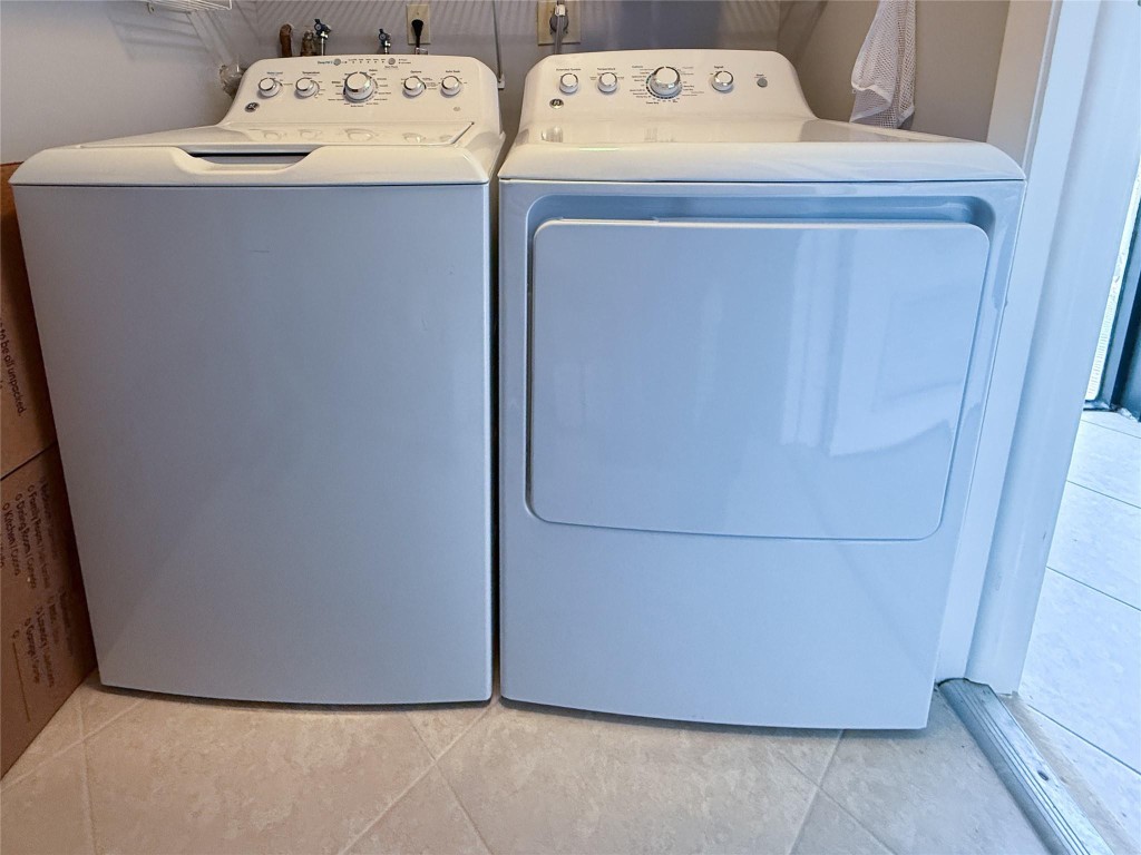 Ashmont - Kings Point - Residential