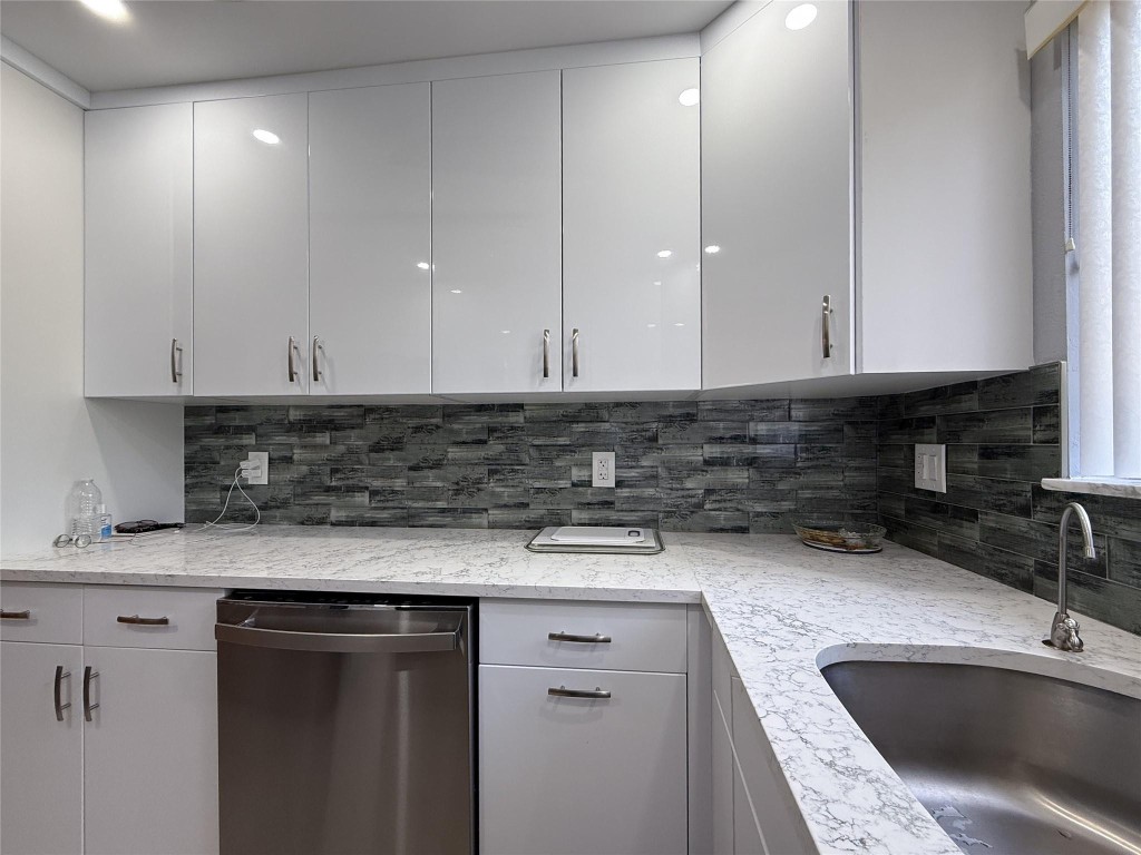 Ashmont - Kings Point - Residential