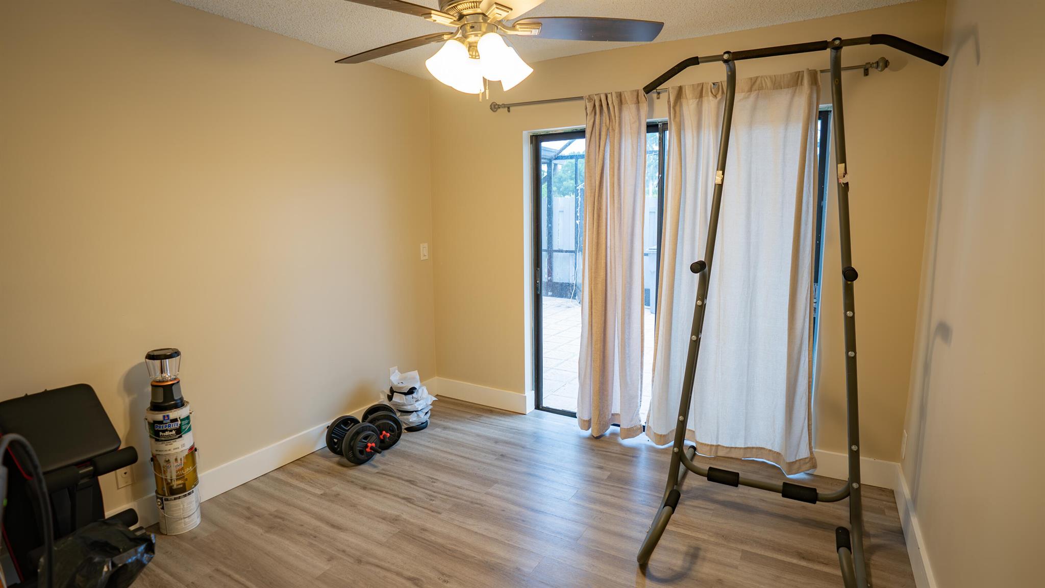 BARRWOOD - Residential