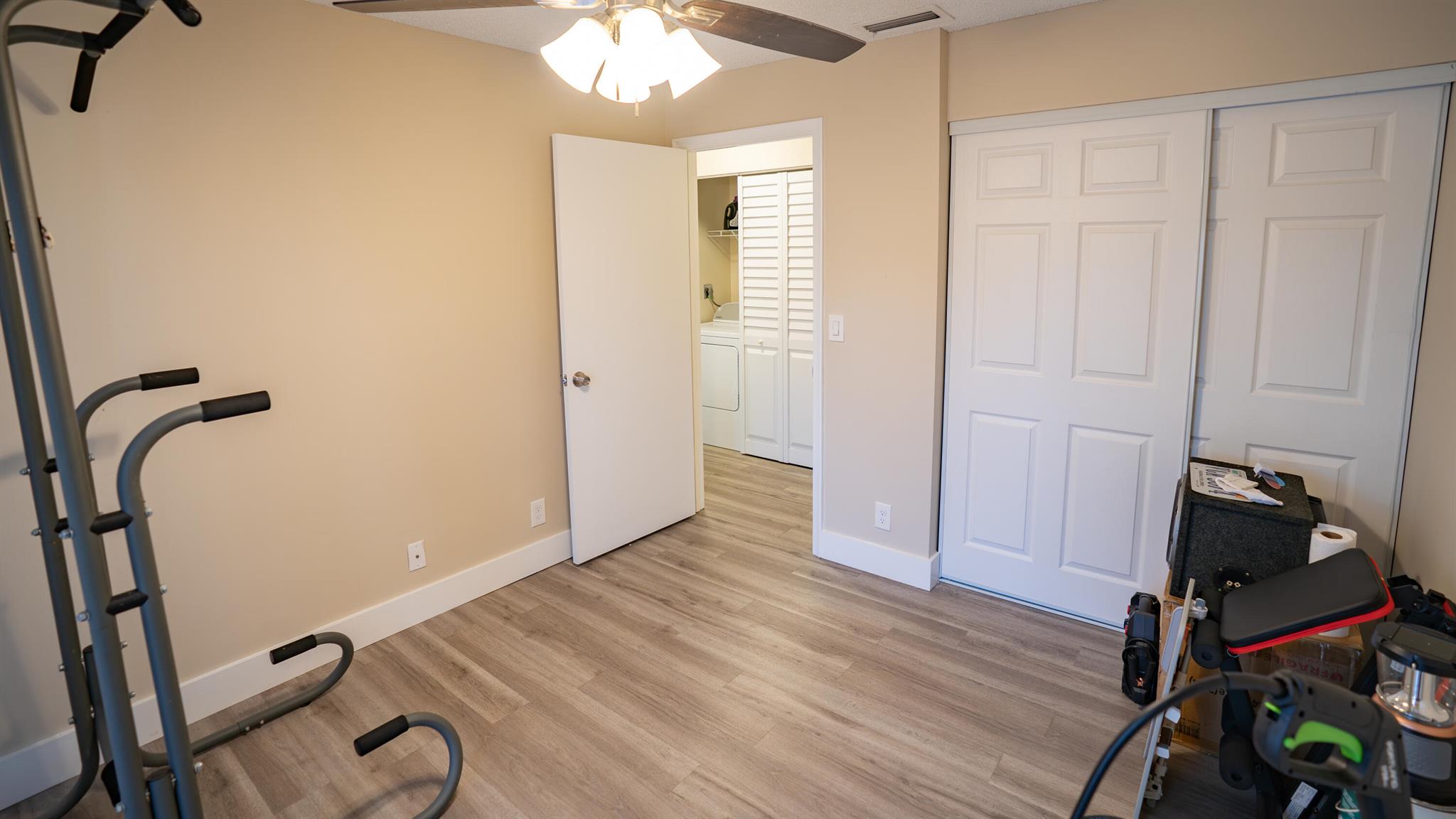 BARRWOOD - Residential