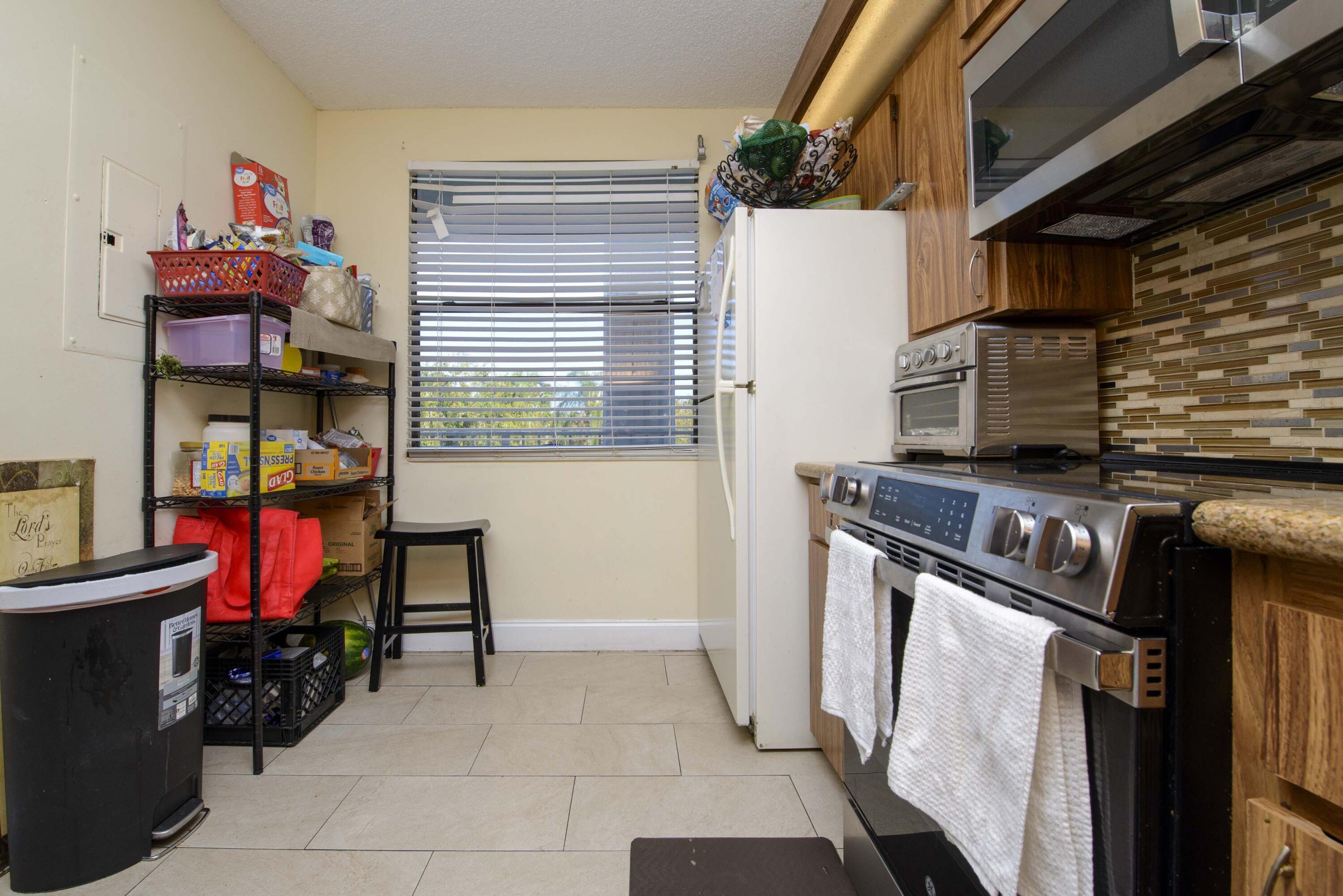 WHITEHALL VILLAGE - Residential Lease