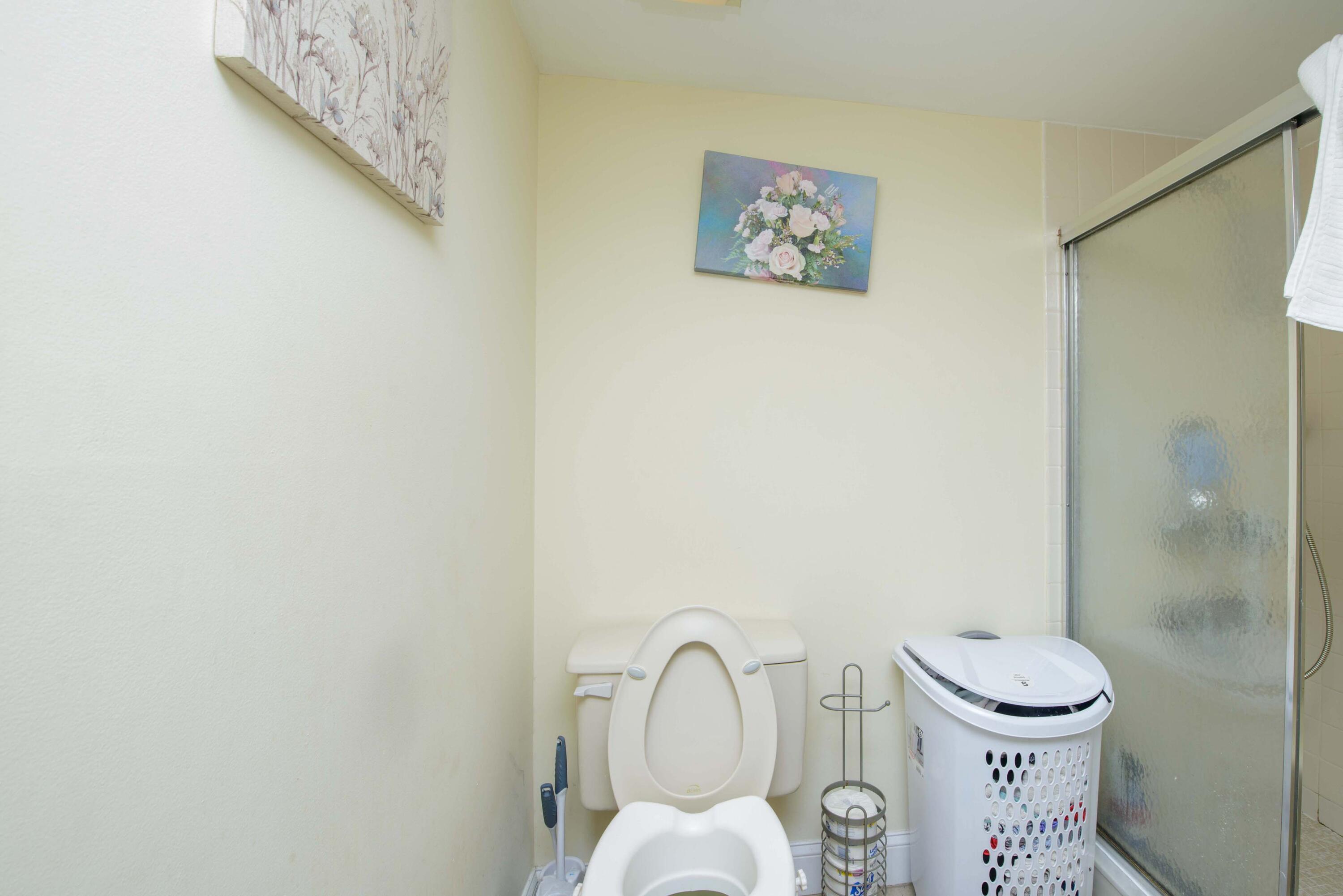 WHITEHALL VILLAGE - Residential Lease