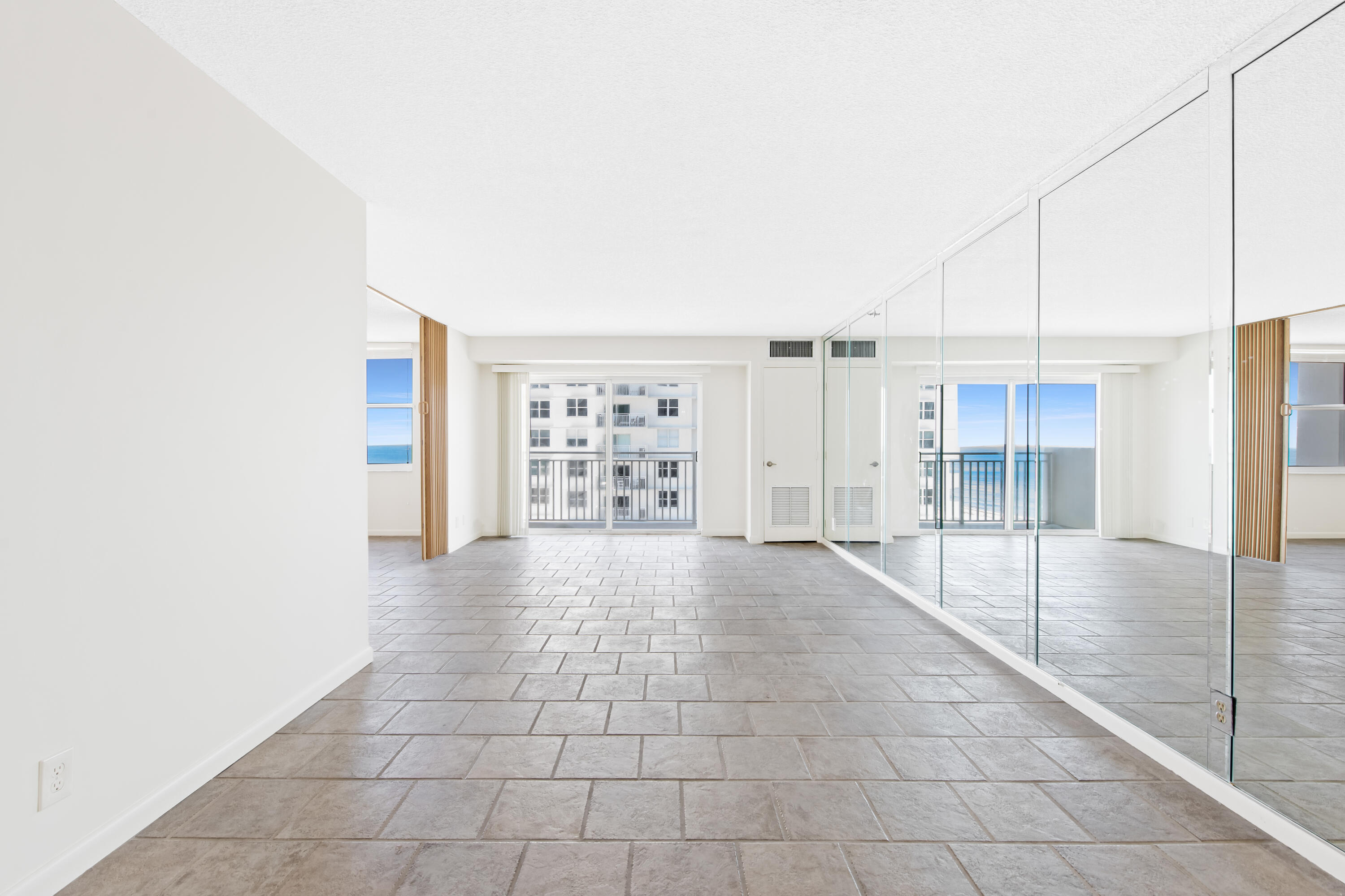 4505 S Ocean Boulevard 303