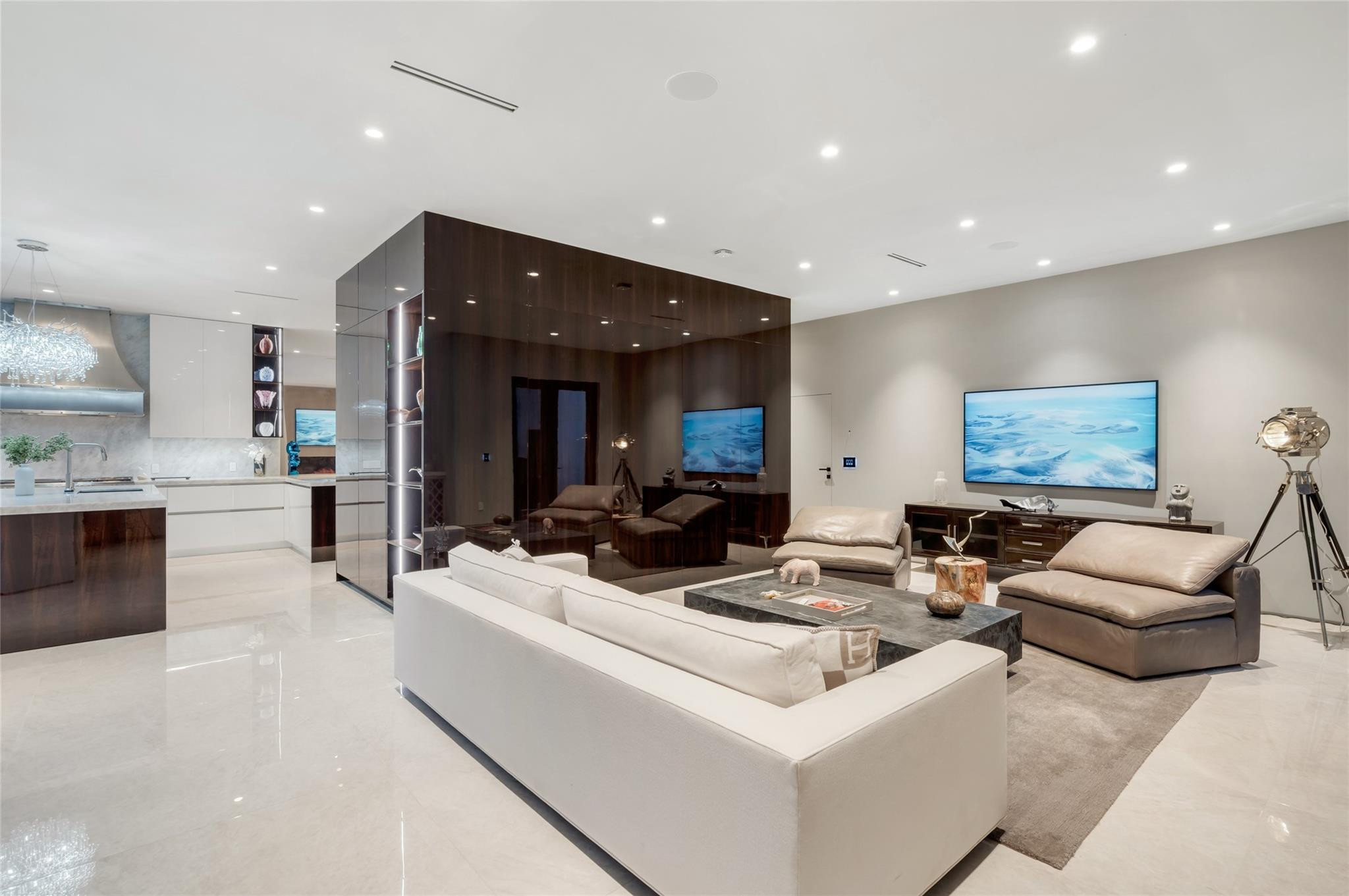 Coral Isles 15-60 B - Residential