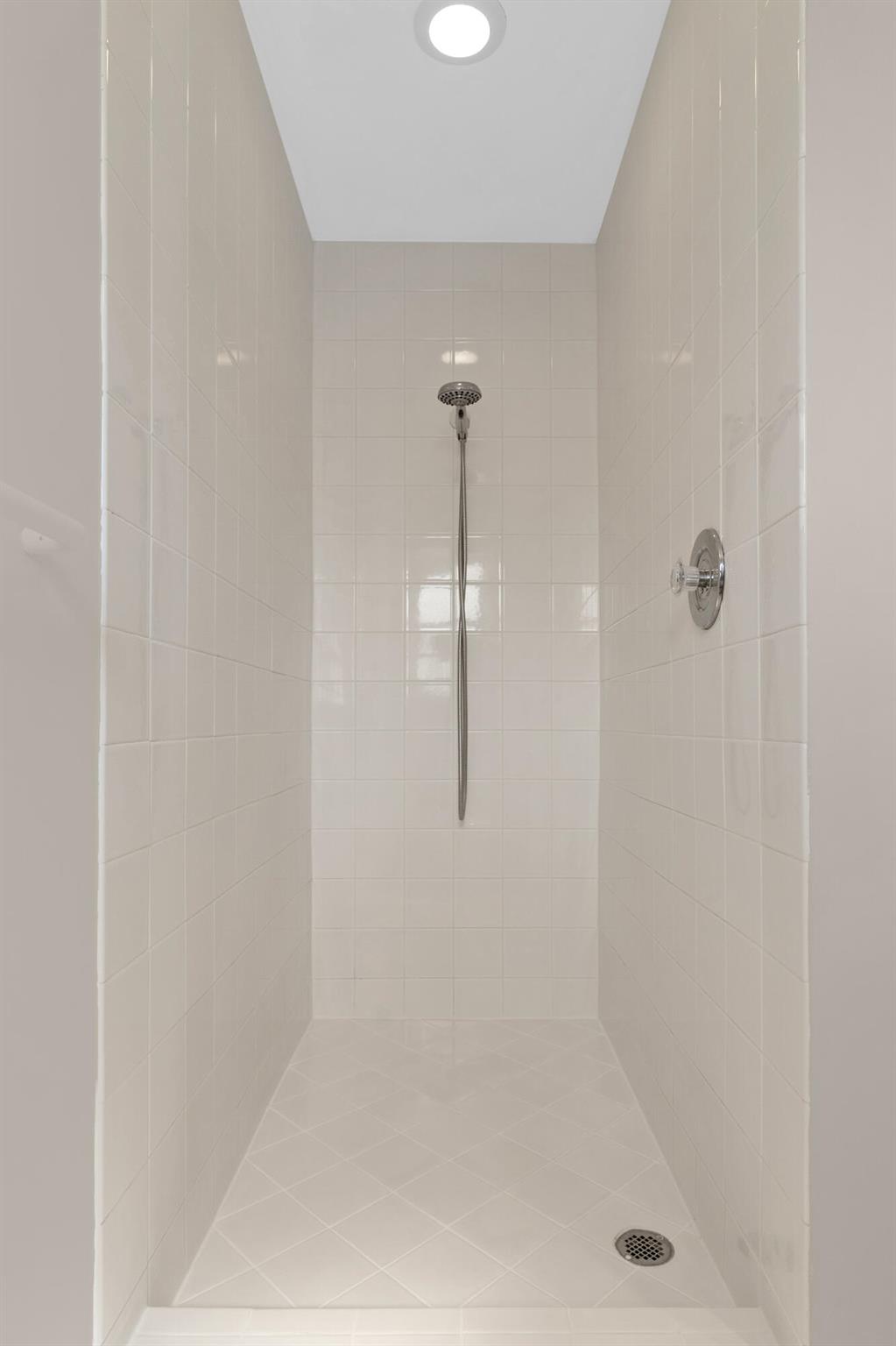 CORAL RIDGE ISLES - Residential