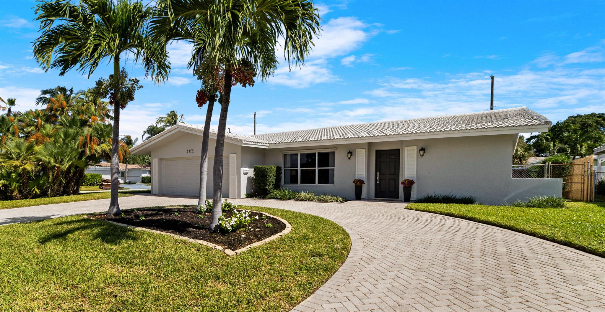 CORAL RIDGE ISLES - Residential