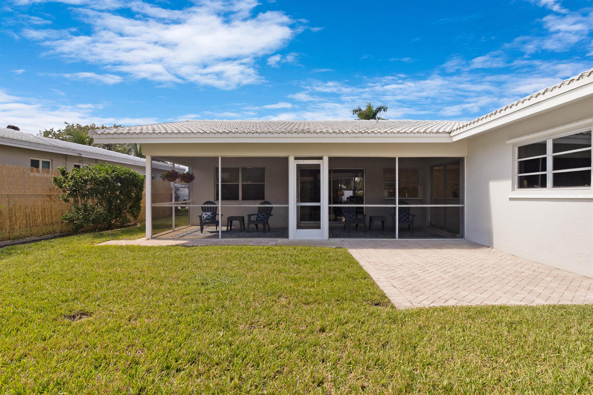 CORAL RIDGE ISLES - Residential