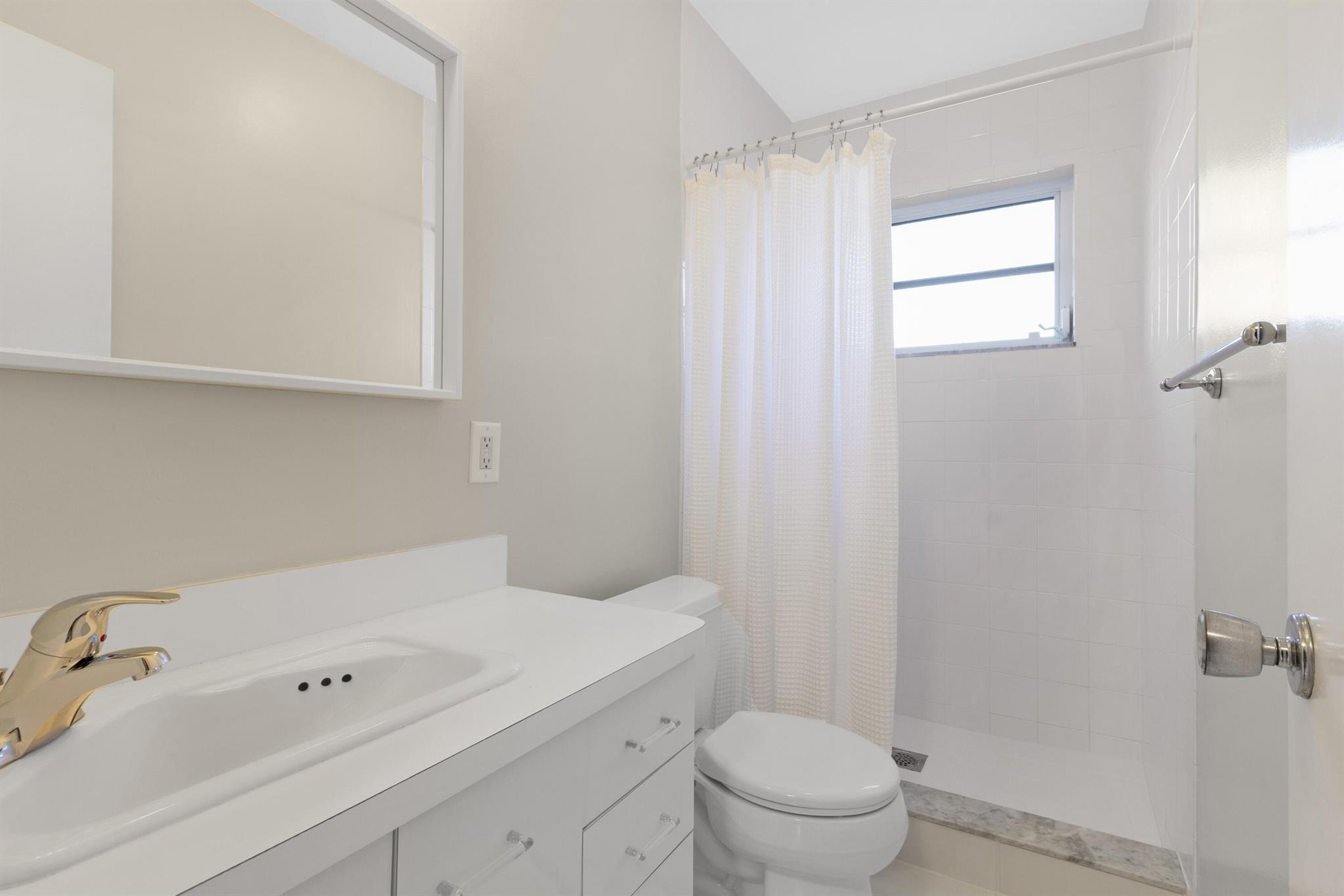 CORAL RIDGE ISLES - Residential