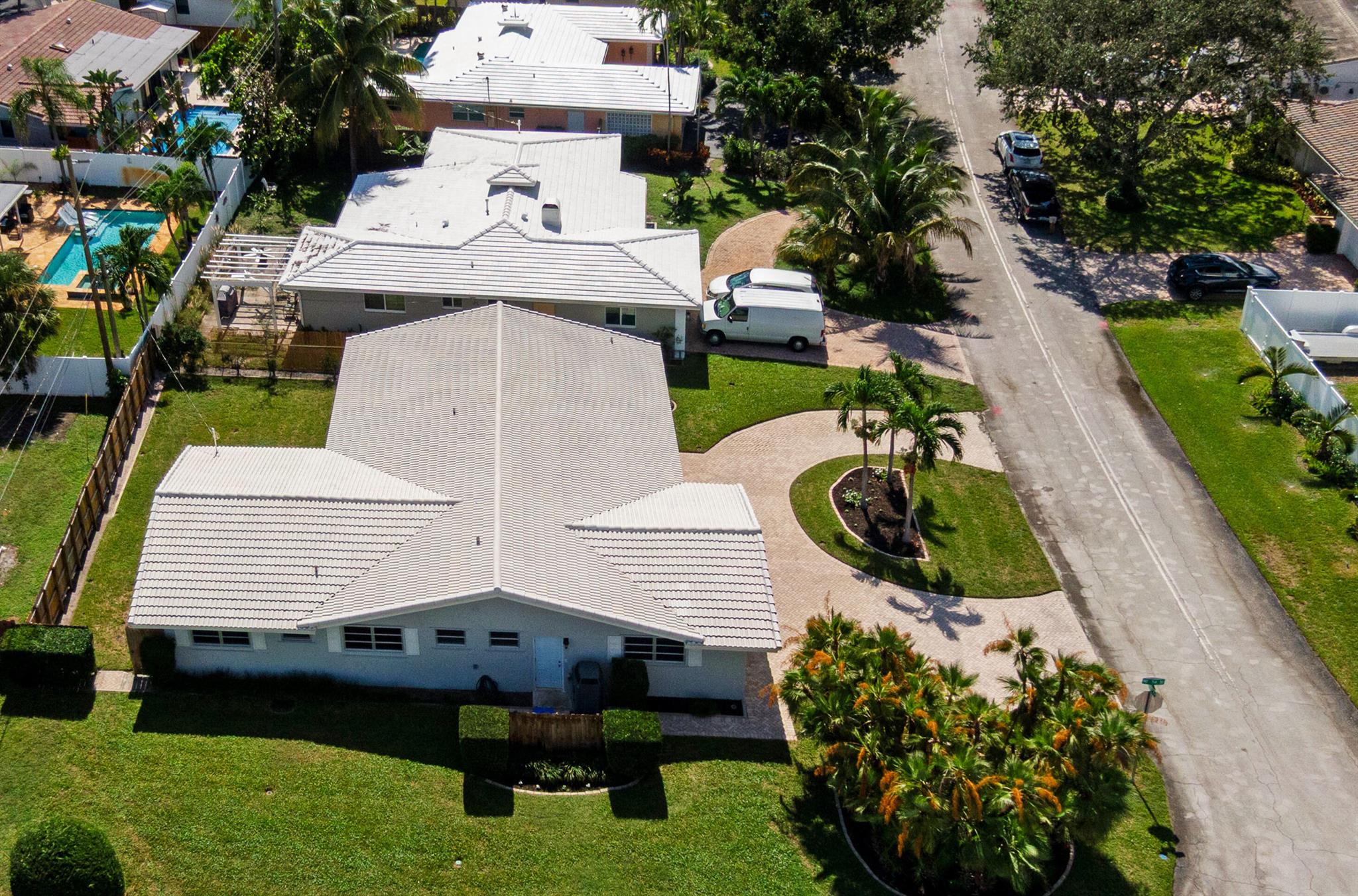 CORAL RIDGE ISLES - Residential