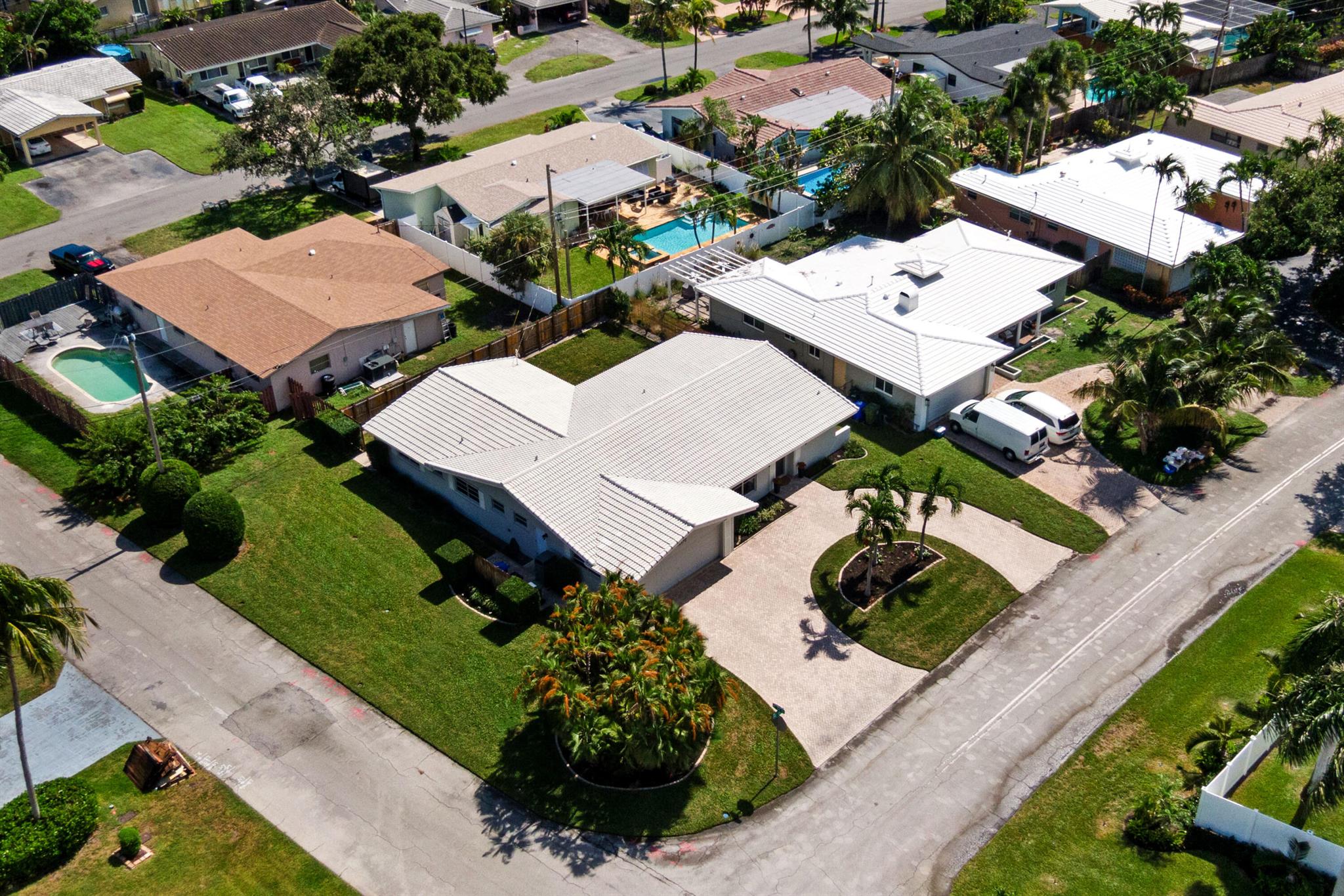 CORAL RIDGE ISLES - Residential