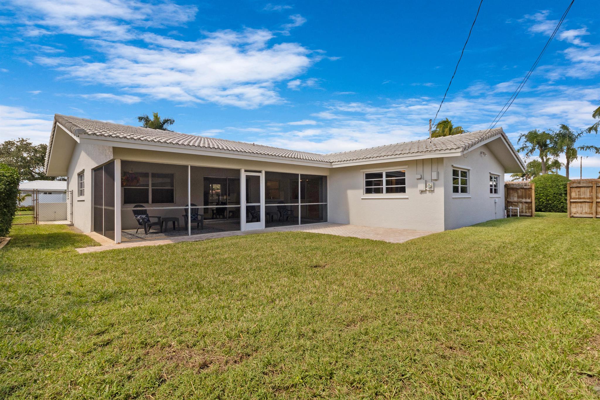 CORAL RIDGE ISLES - Residential