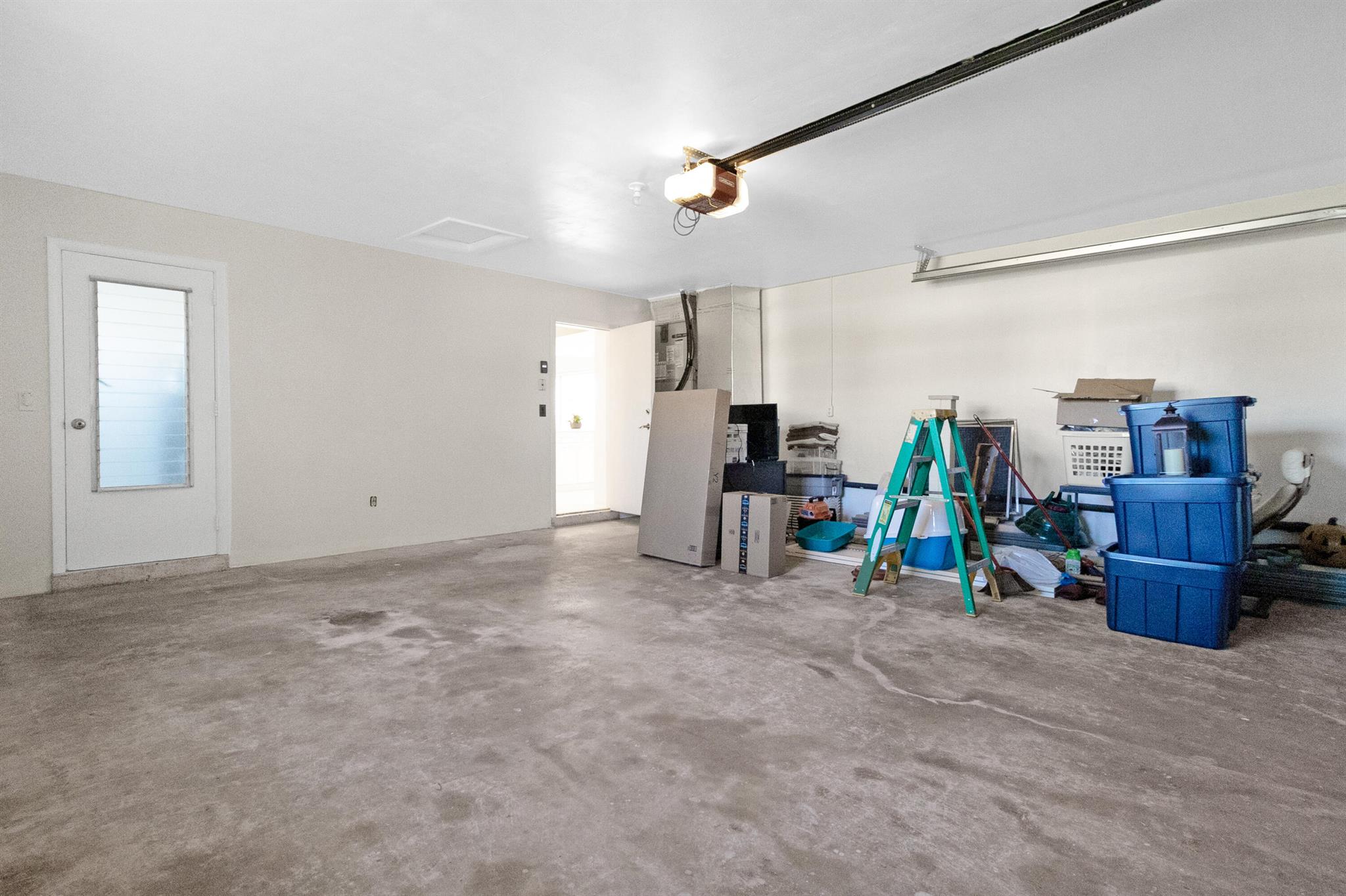 CORAL RIDGE ISLES - Residential