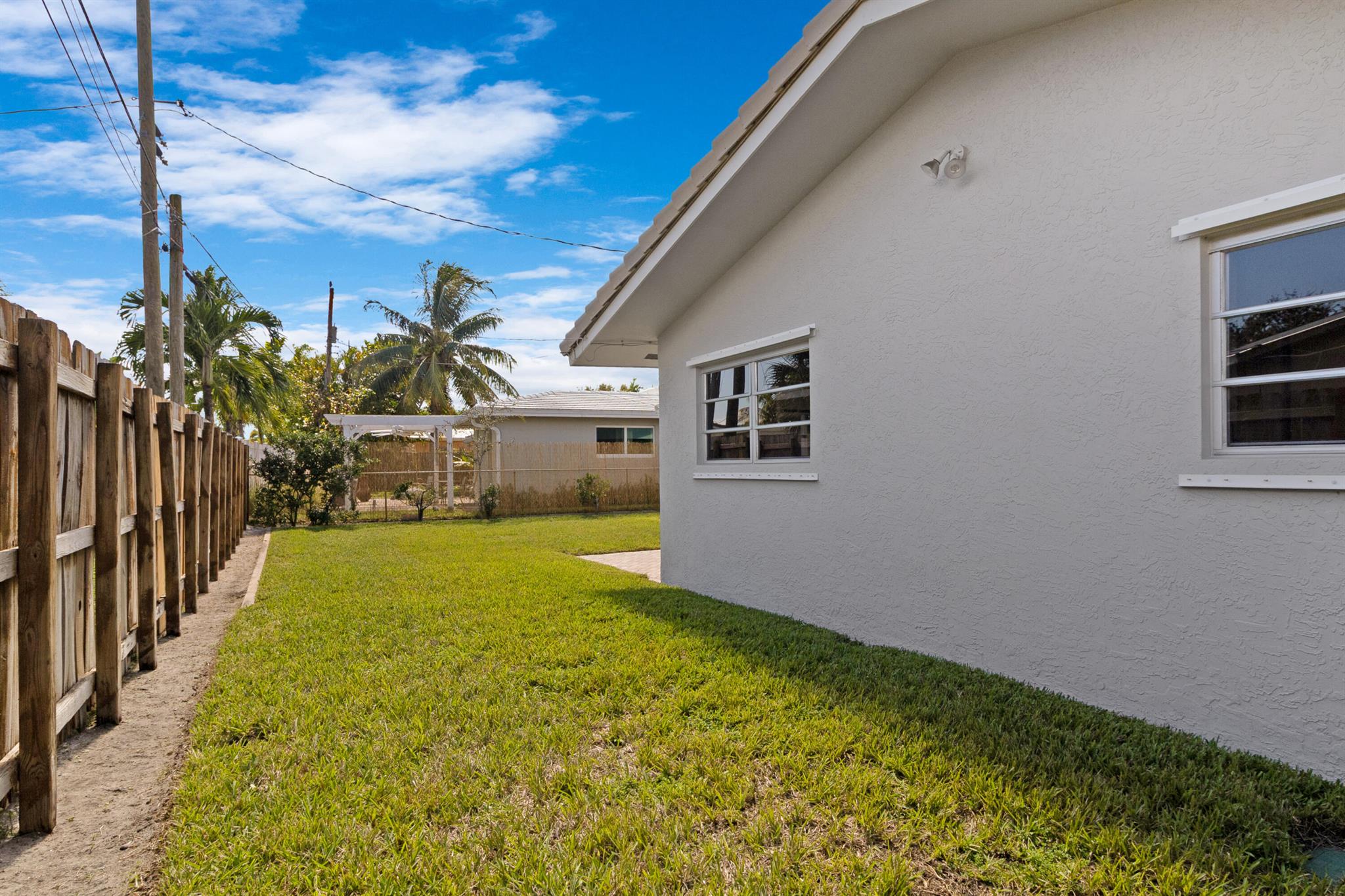 CORAL RIDGE ISLES - Residential