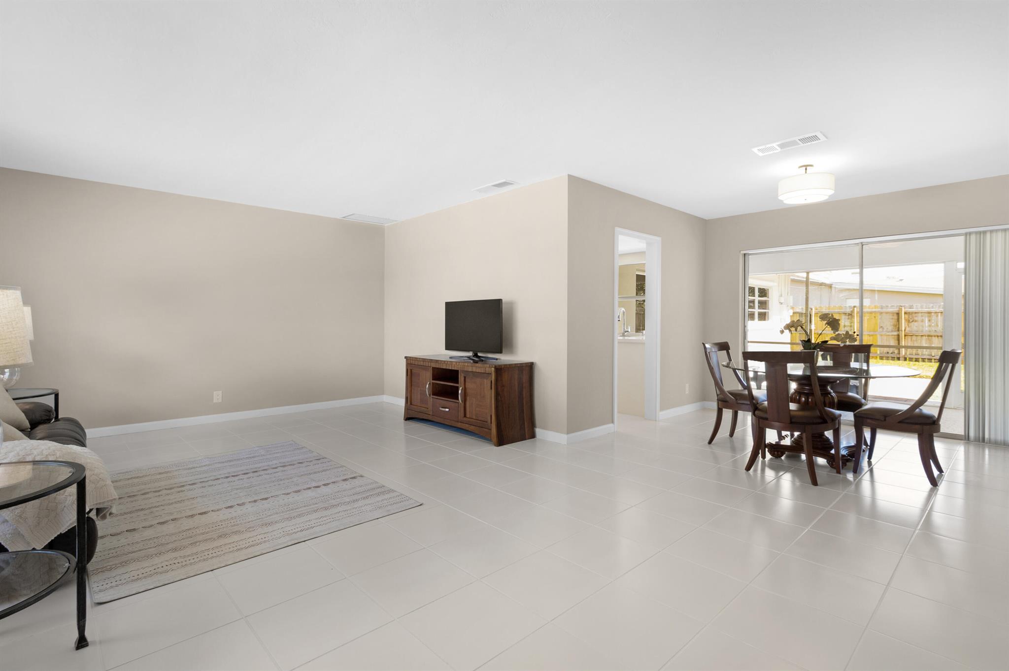 CORAL RIDGE ISLES - Residential