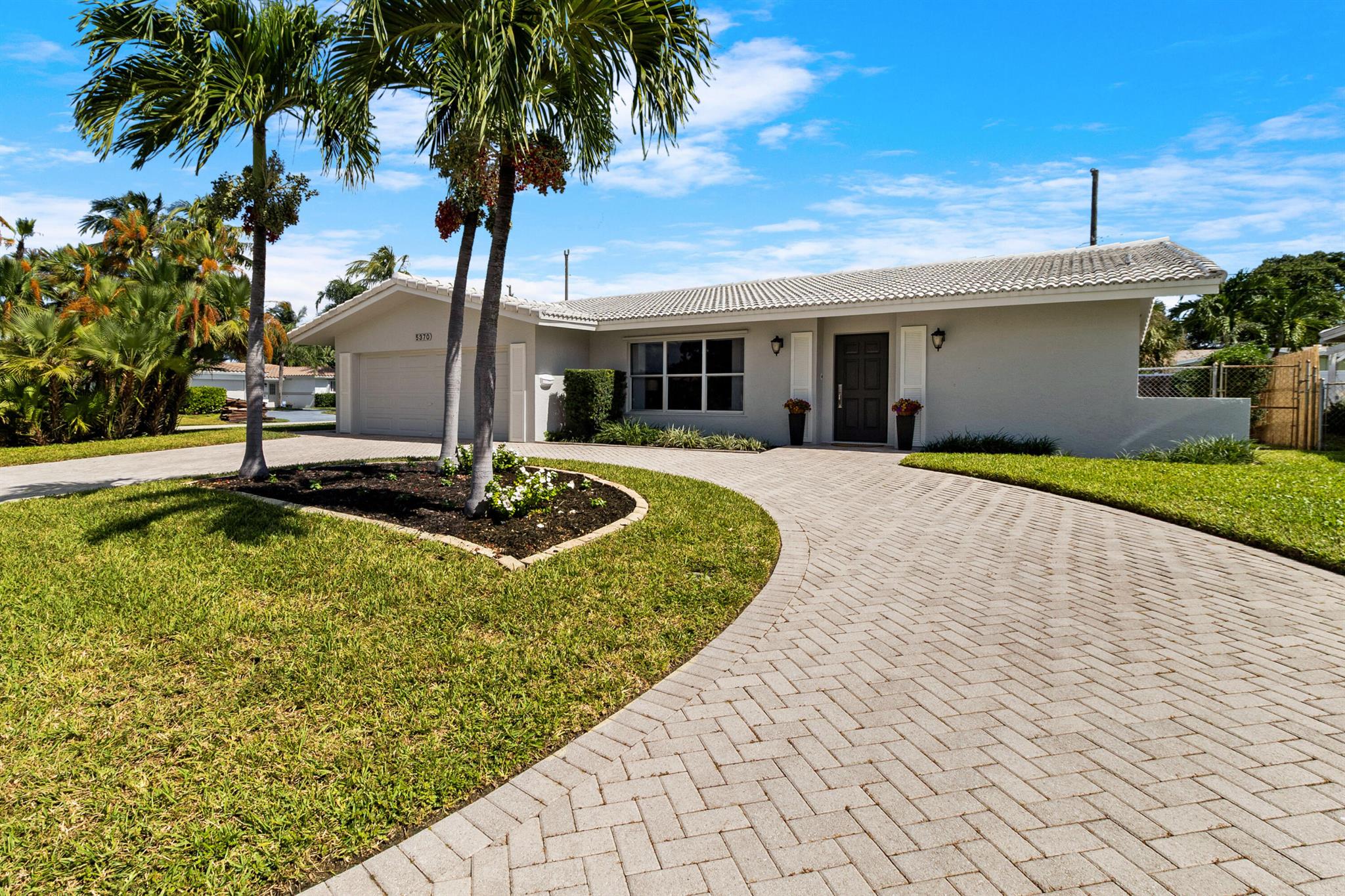 CORAL RIDGE ISLES - Residential