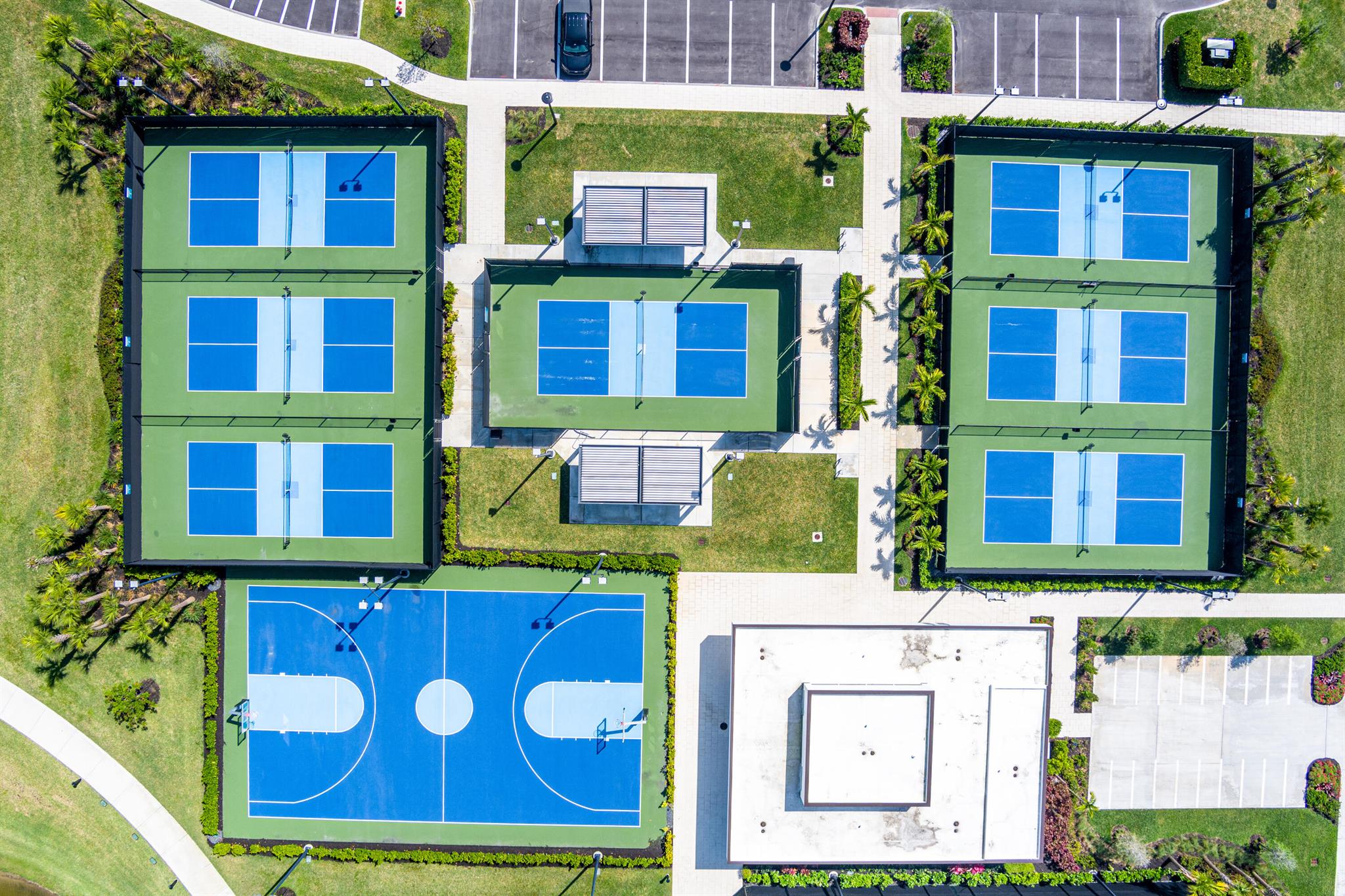 TELARO AT SOUTHERN GROVE - Residential