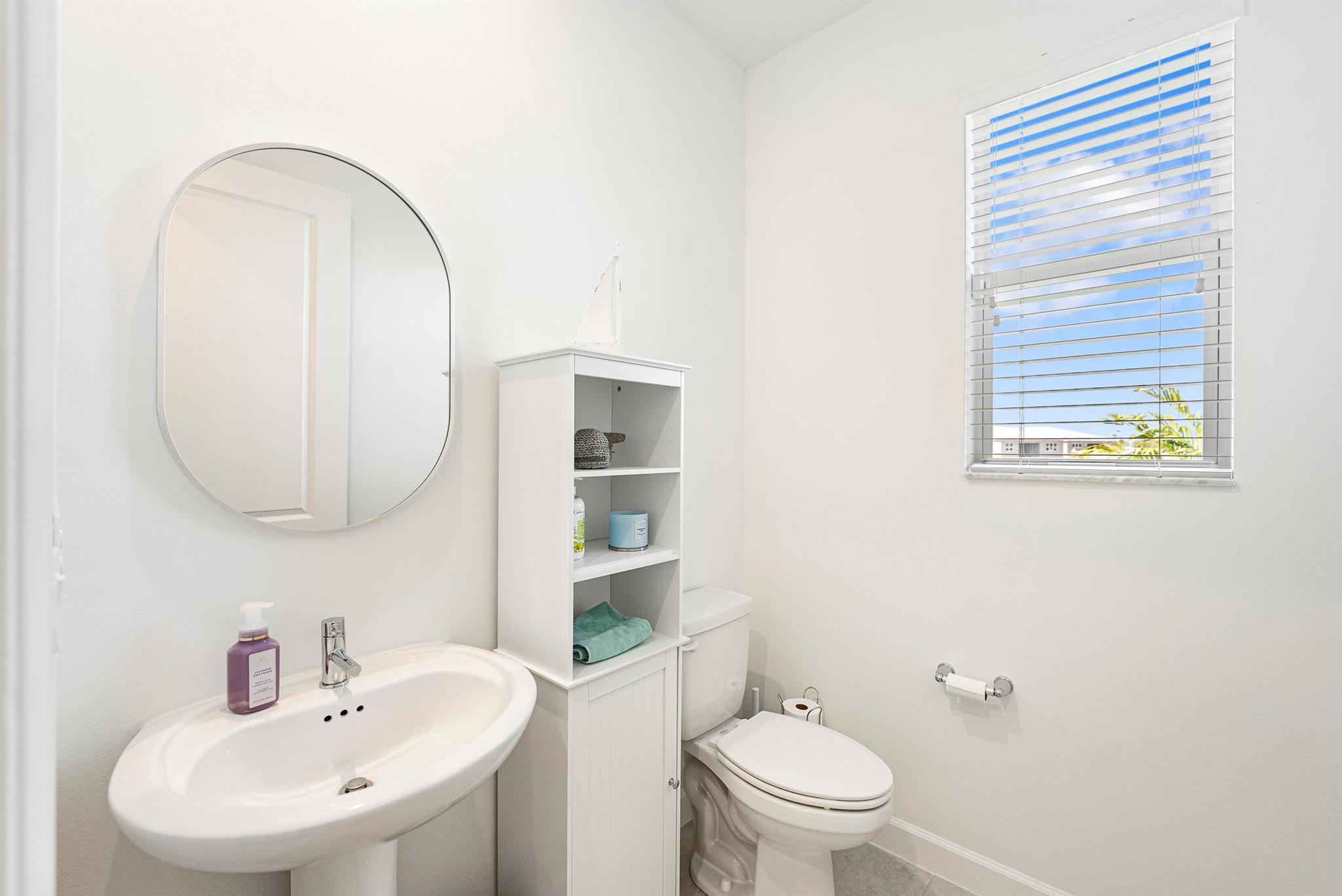 TELARO AT SOUTHERN GROVE - Residential