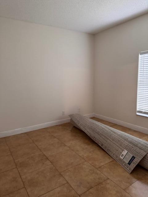 PORT ST LUCIE-SECTION 04- - Residential Lease