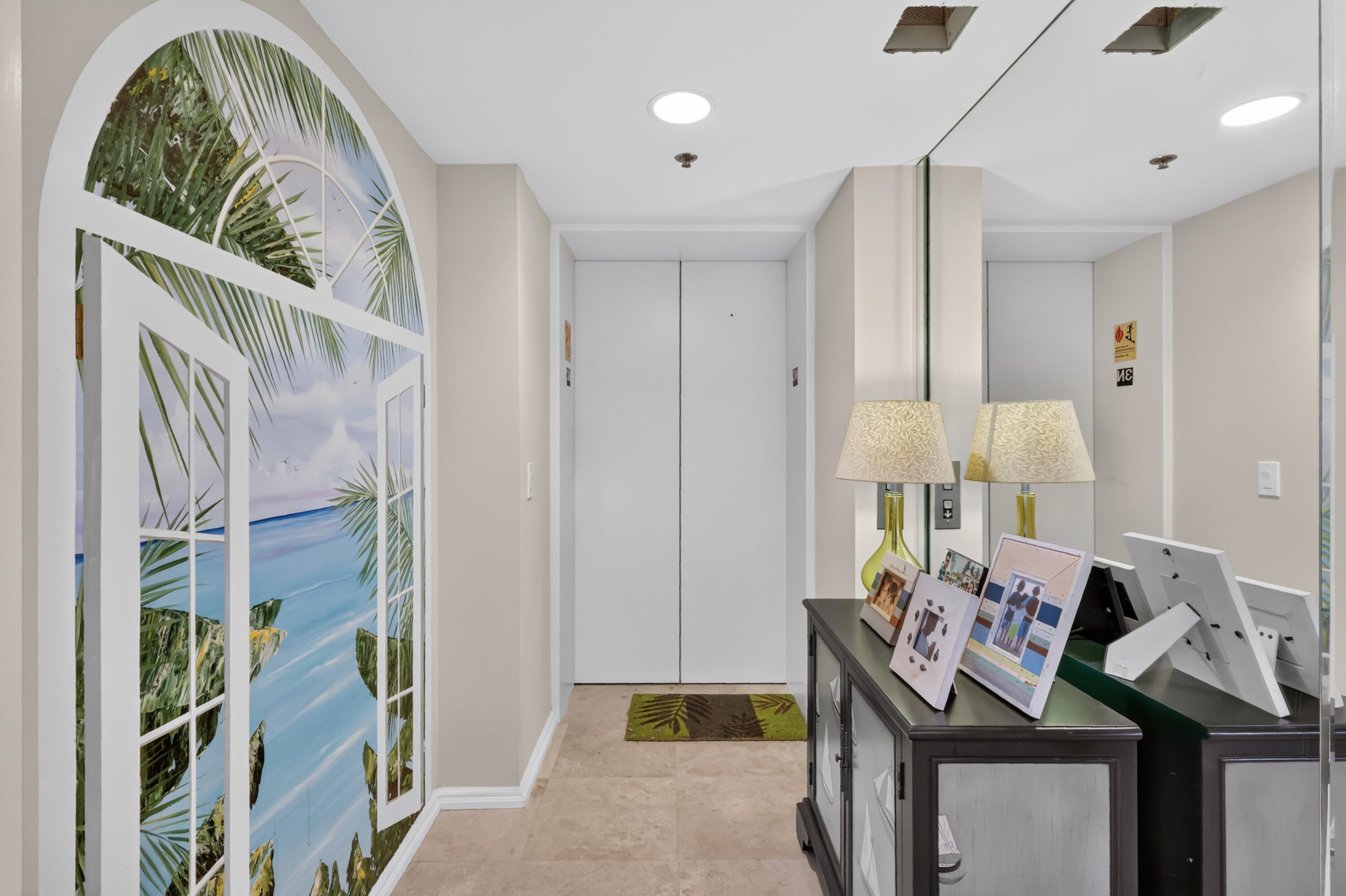 4000 N HIGHWAY A1A 301