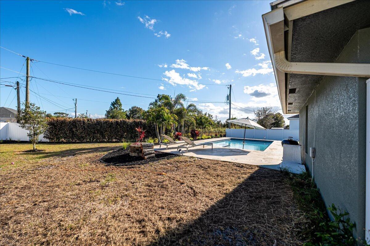 PORT ST LUCIE SECTION 33 - Residential