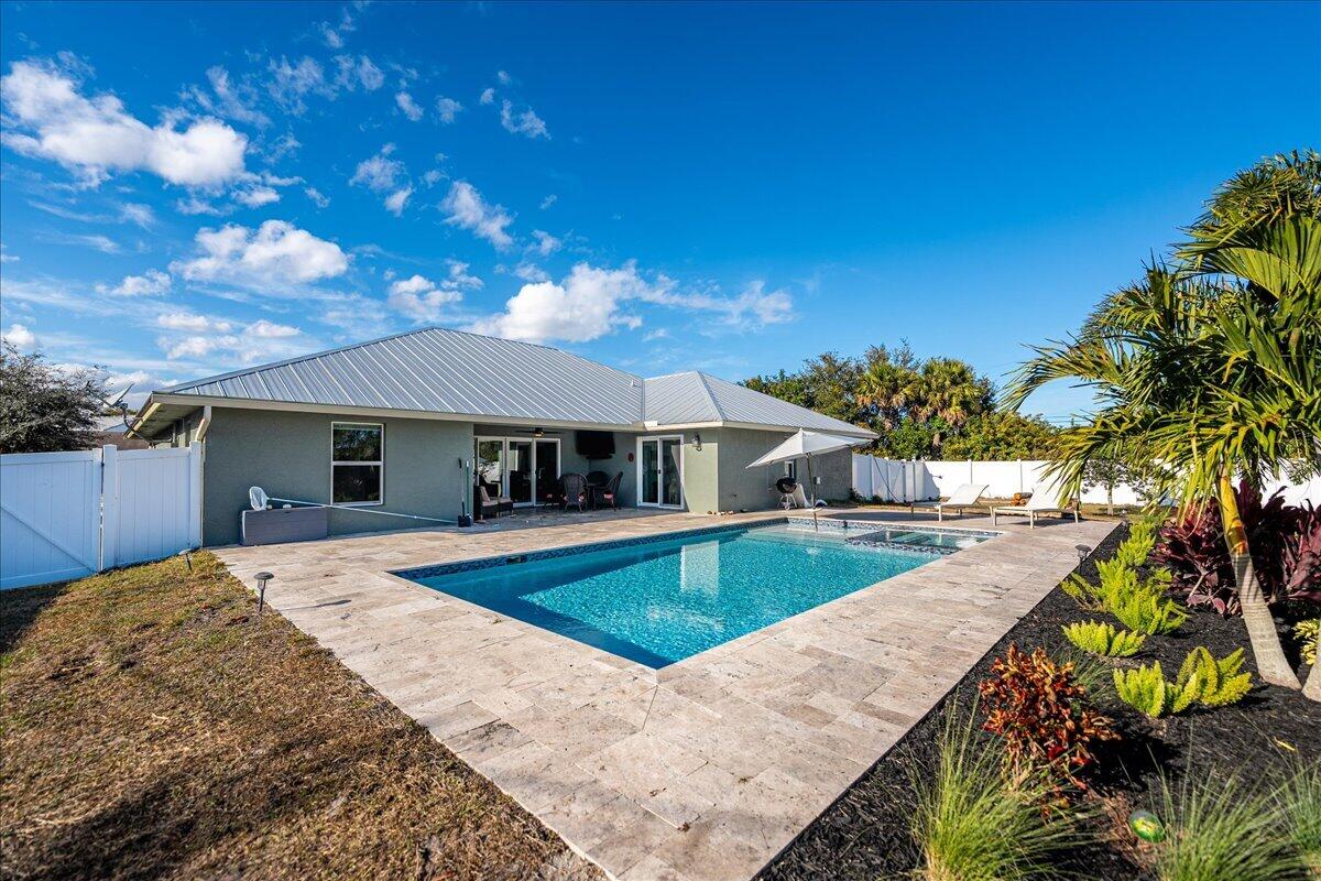 PORT ST LUCIE SECTION 33 - Residential