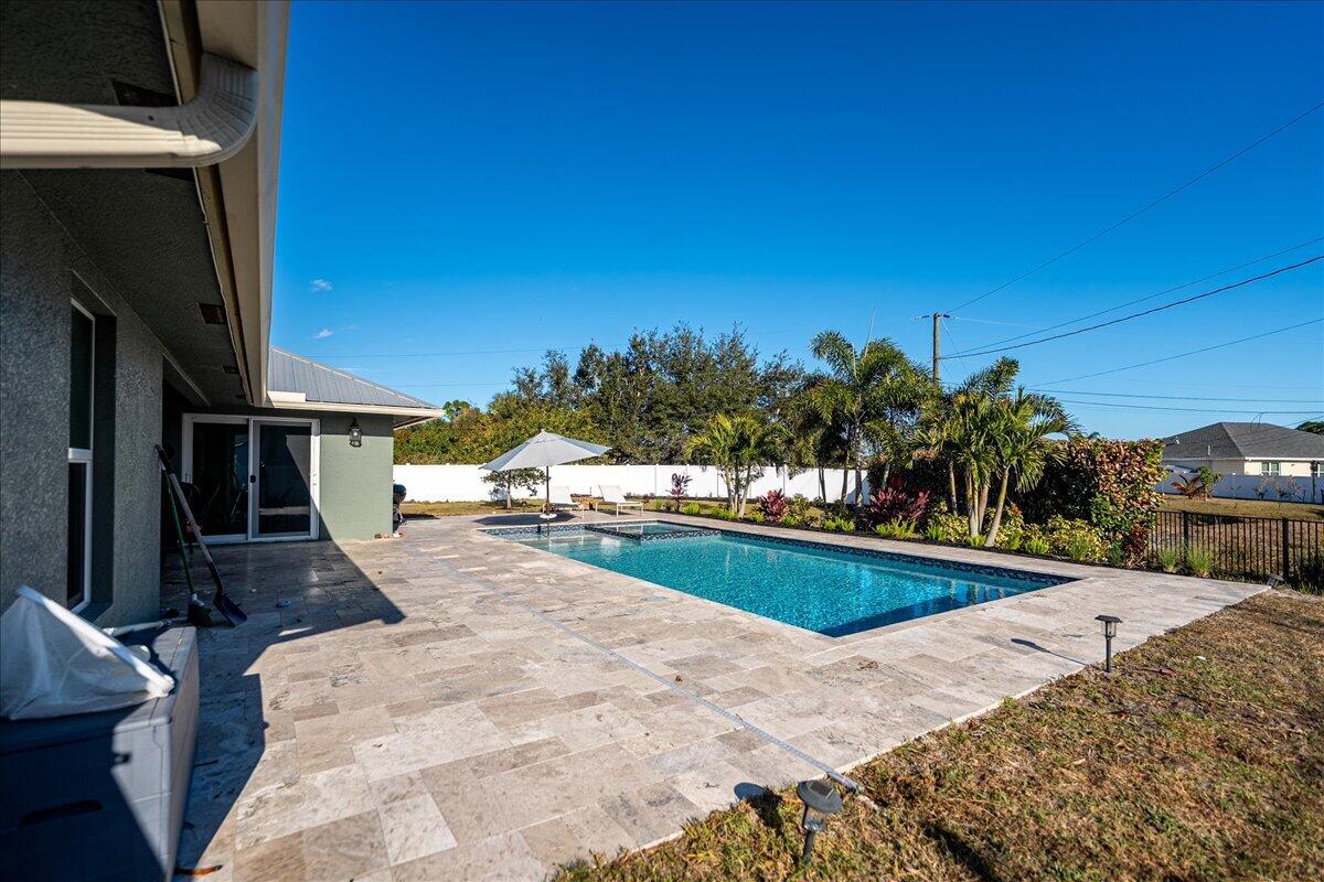 PORT ST LUCIE SECTION 33 - Residential