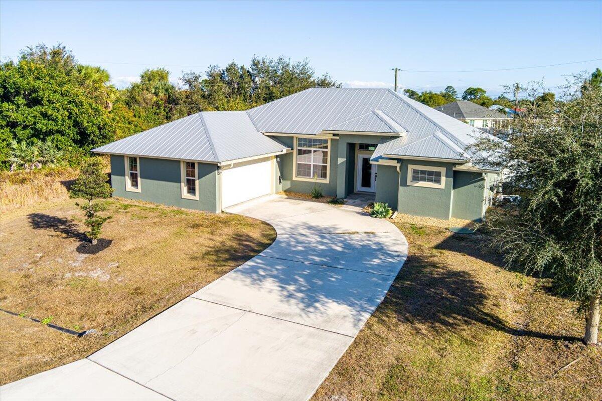 PORT ST LUCIE SECTION 33 - Residential