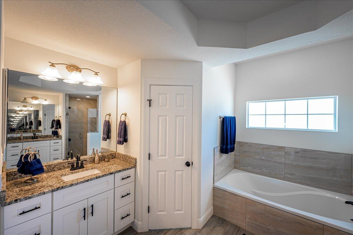 PORT ST LUCIE SECTION 33 - Residential