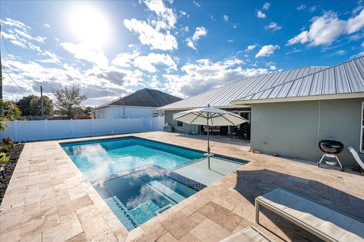 PORT ST LUCIE SECTION 33 - Residential