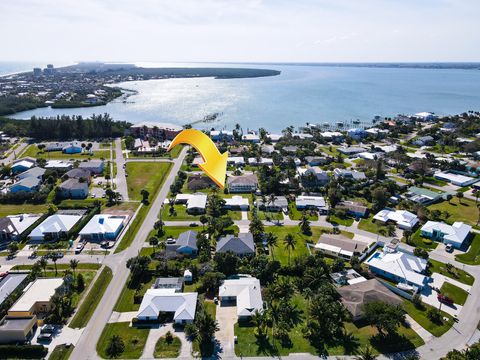 A home in Hutchinson Island