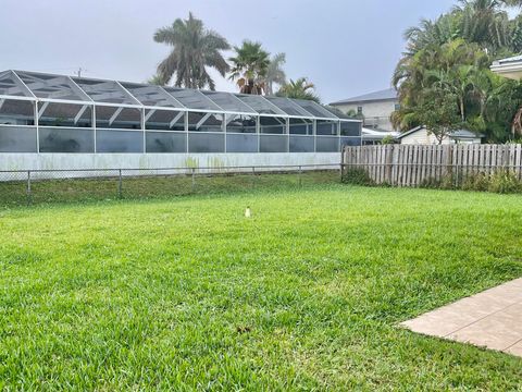 A home in Hutchinson Island