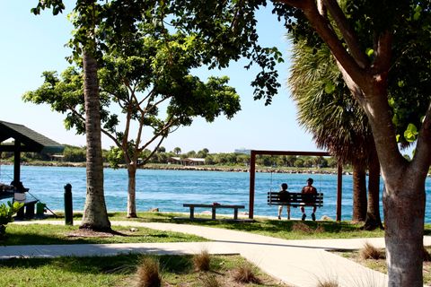 A home in Hutchinson Island