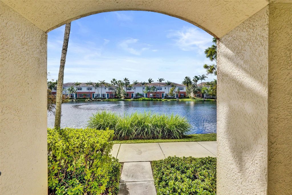 Photo of 228 SW 6th Ct #228, Pompano Beach, FL 33060 (MLS # F10532161)