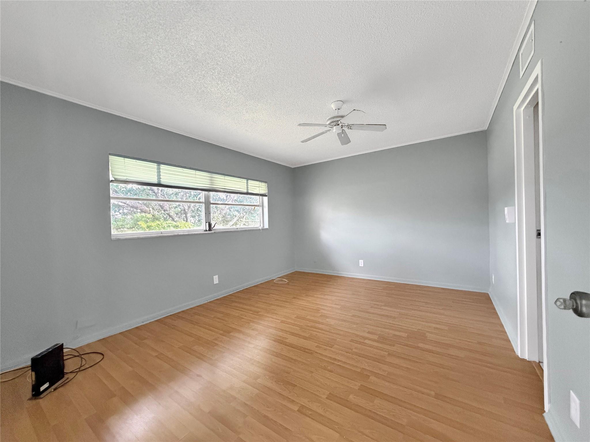 Oriole Golf & Tennis Club - Residential Lease