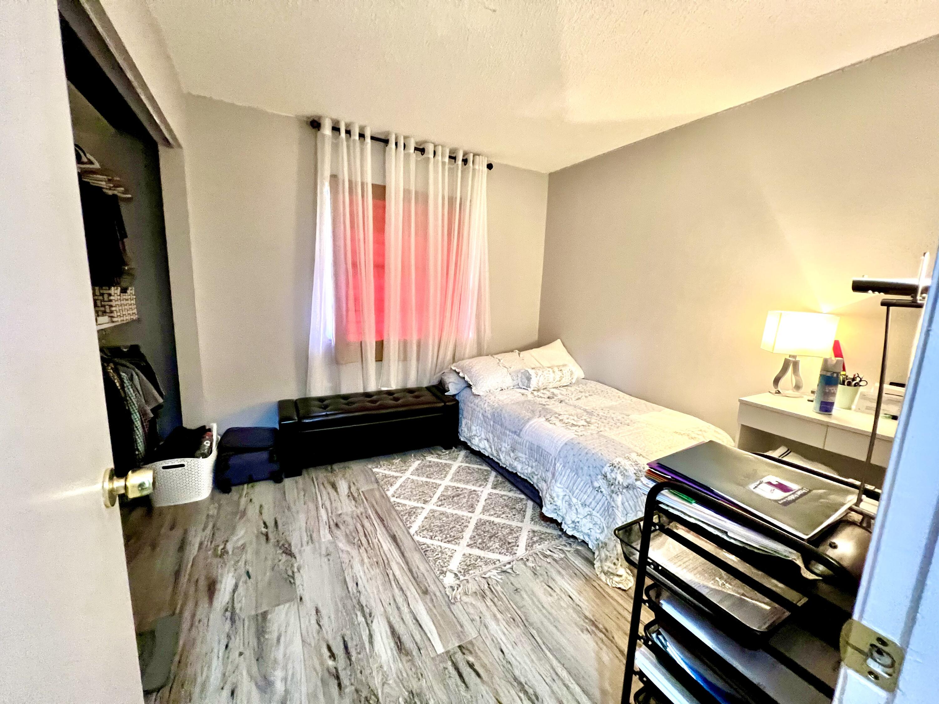 BOCA COUNTRY ESTATES COND - Residential