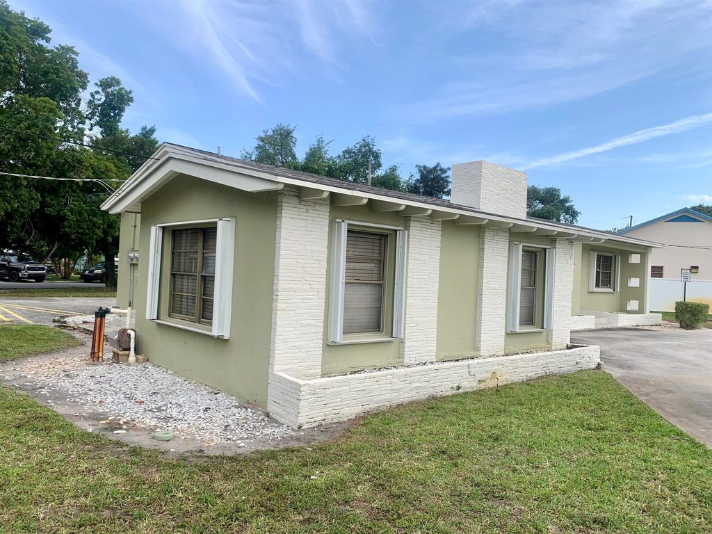 Photo of 2206 S Seacrest Boulevard #1, Boynton Beach, FL (MLS # R11009078)